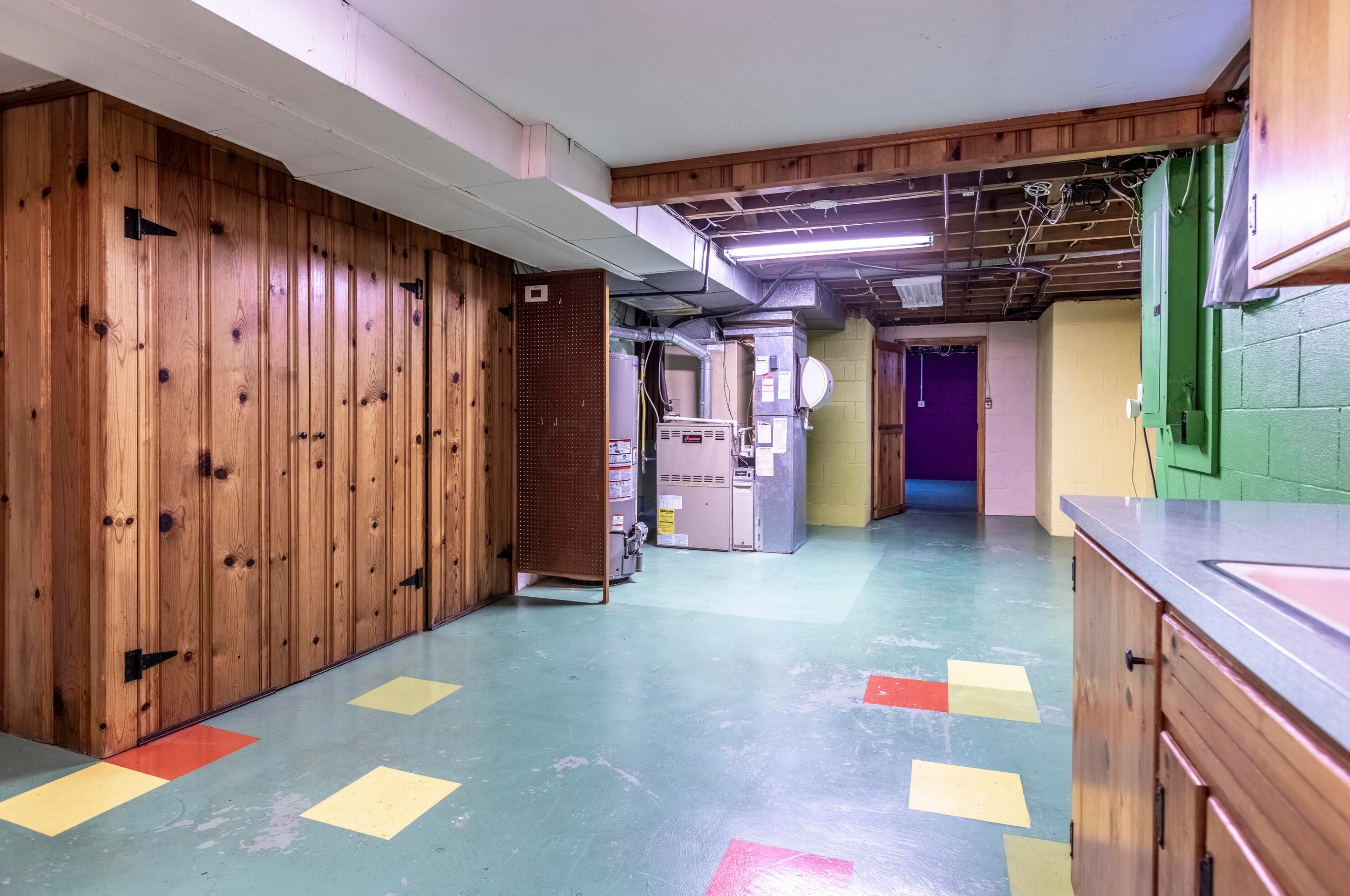 2525 Lakewood Dr, Columbus OH 43231-4859 exterior