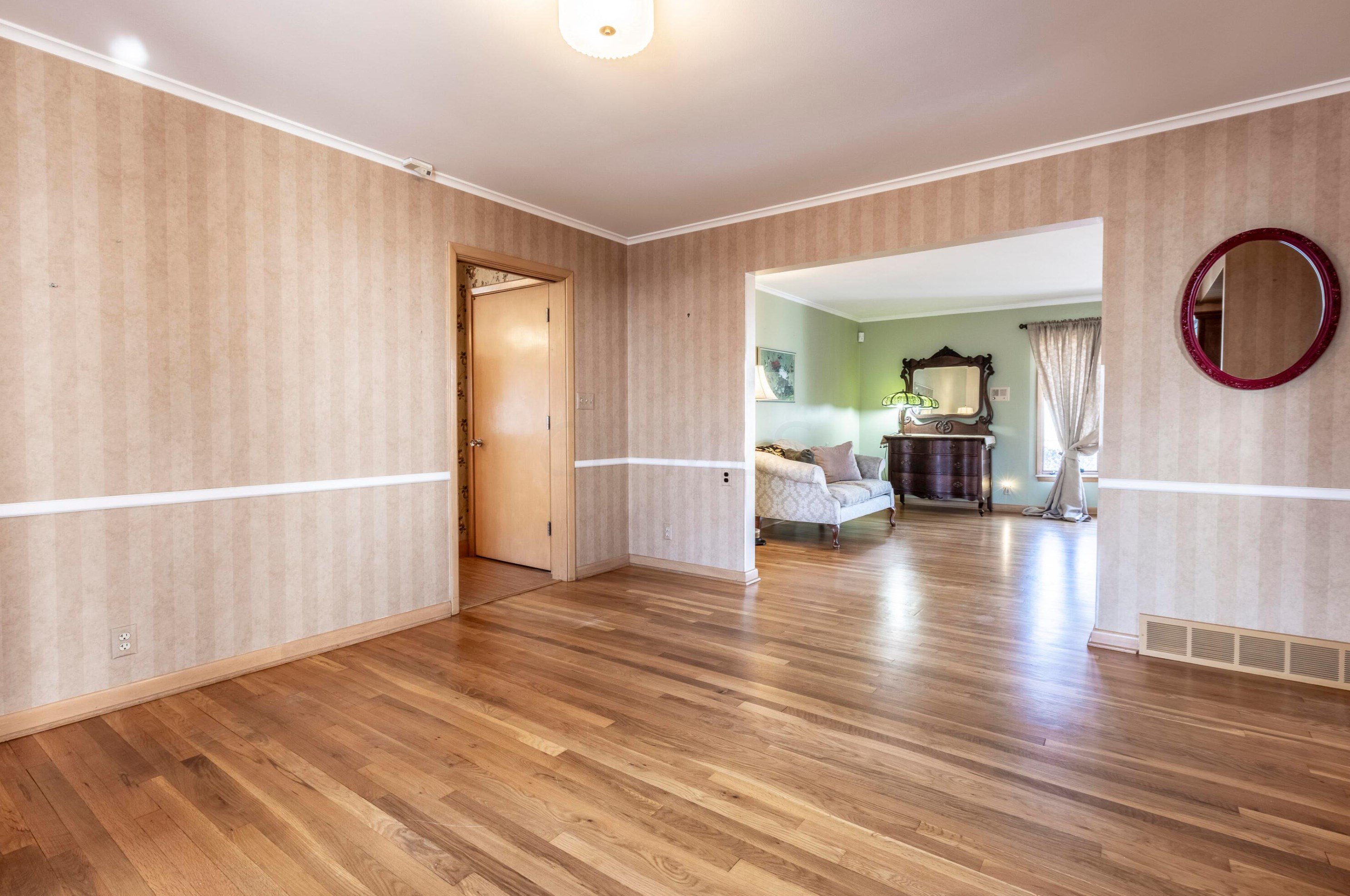 2525 Lakewood Dr, Columbus OH 43231-4859 exterior