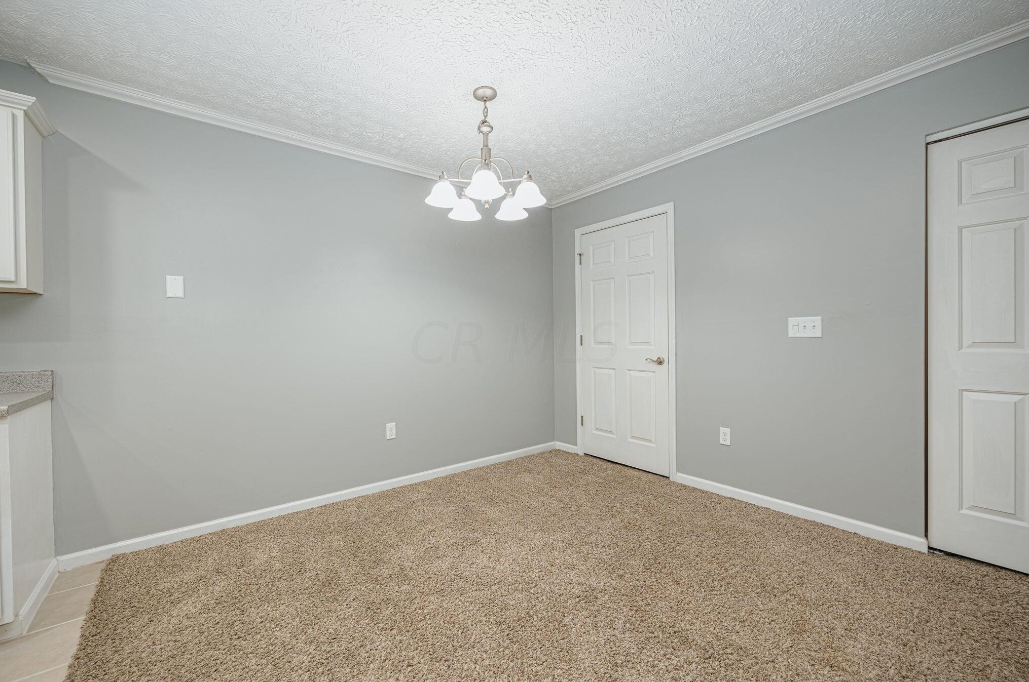 5608 Cypress Chase, Columbus OH  43228-7216 exterior