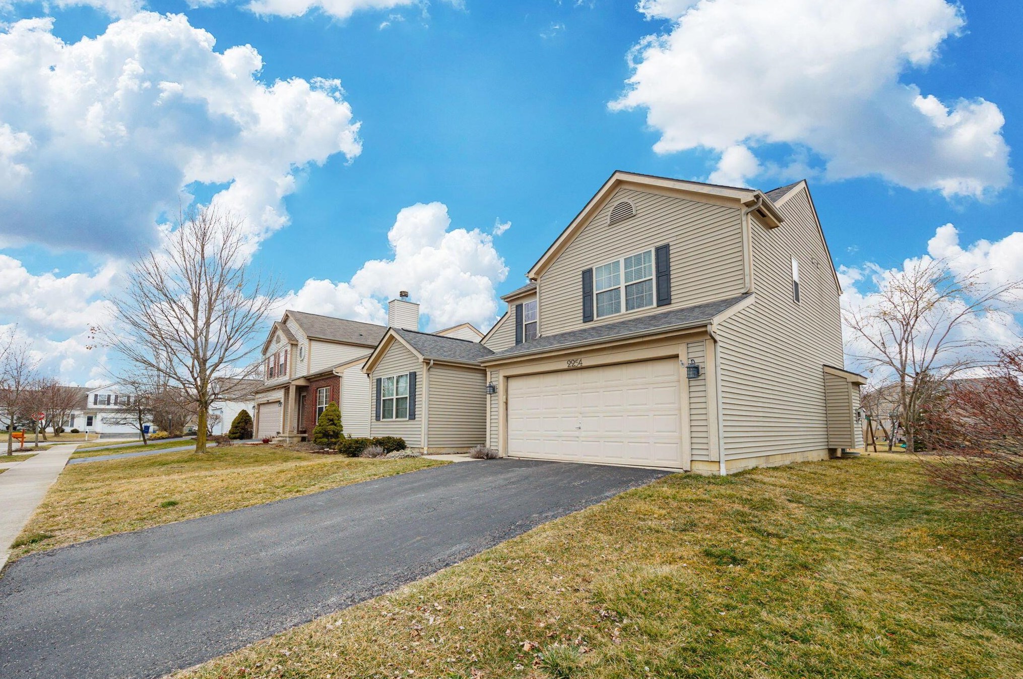 2254 Dates St, Delaware, OH 43015