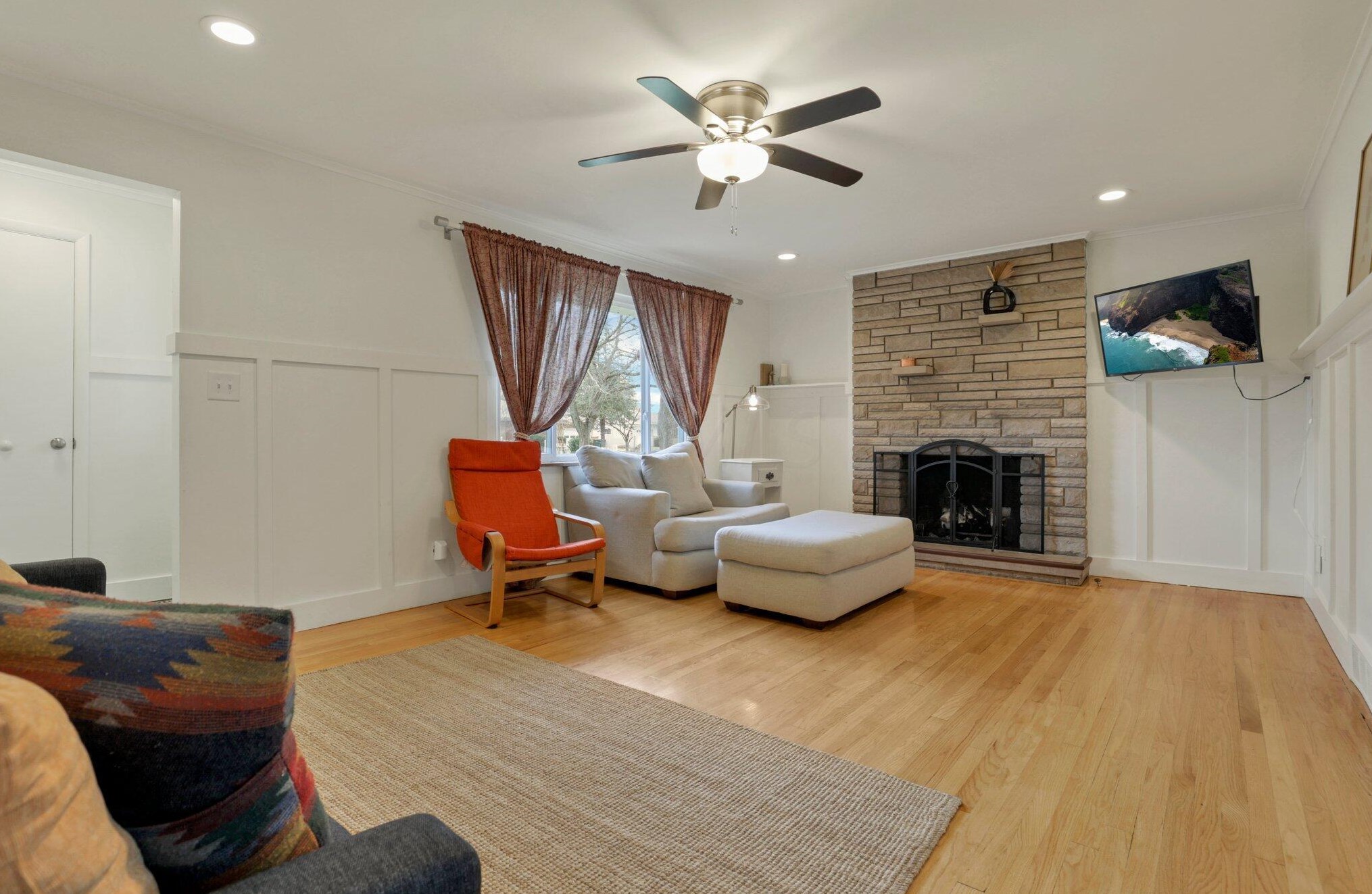 2887 Clermont Rd, Columbus OH  43209-3017 exterior