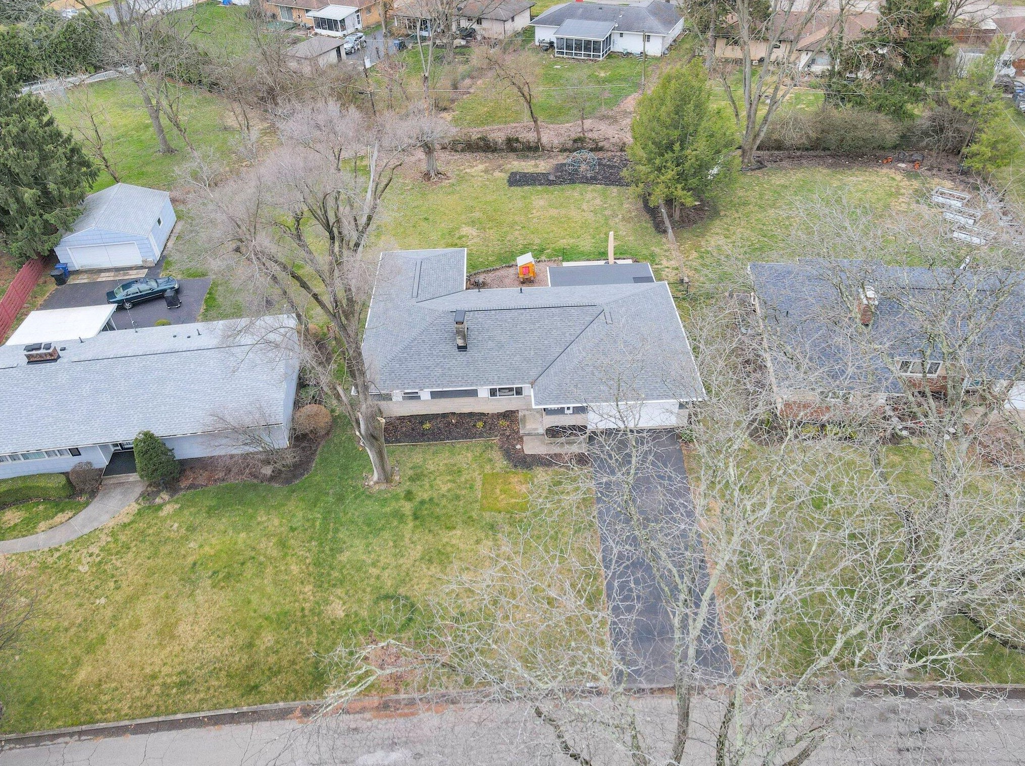 2887 Clermont Rd, Columbus OH  43209-3017 exterior