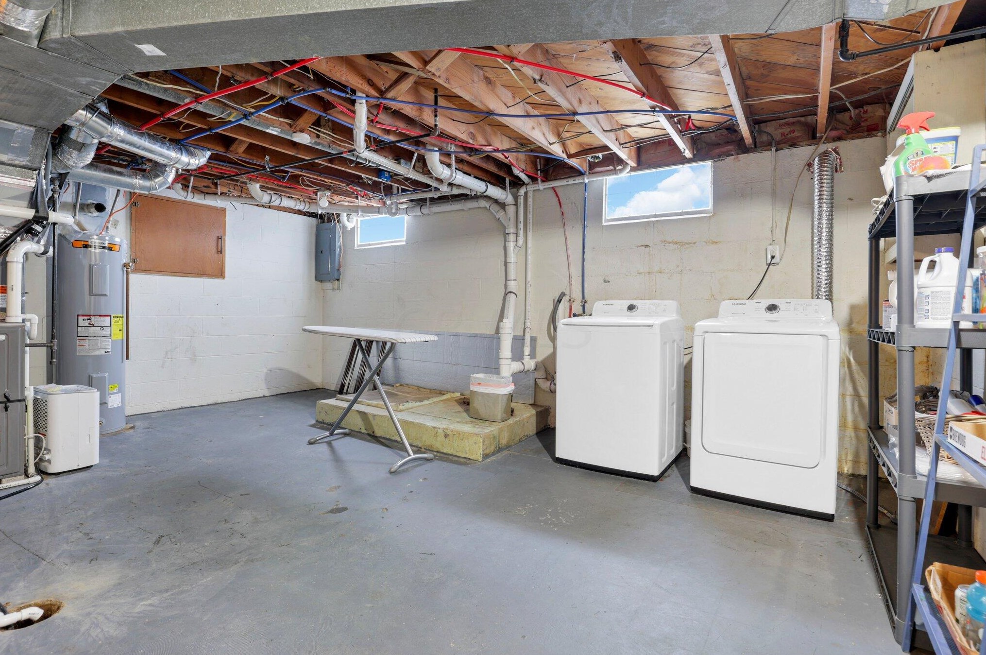 2887 Clermont Rd, Columbus OH  43209-3017 exterior