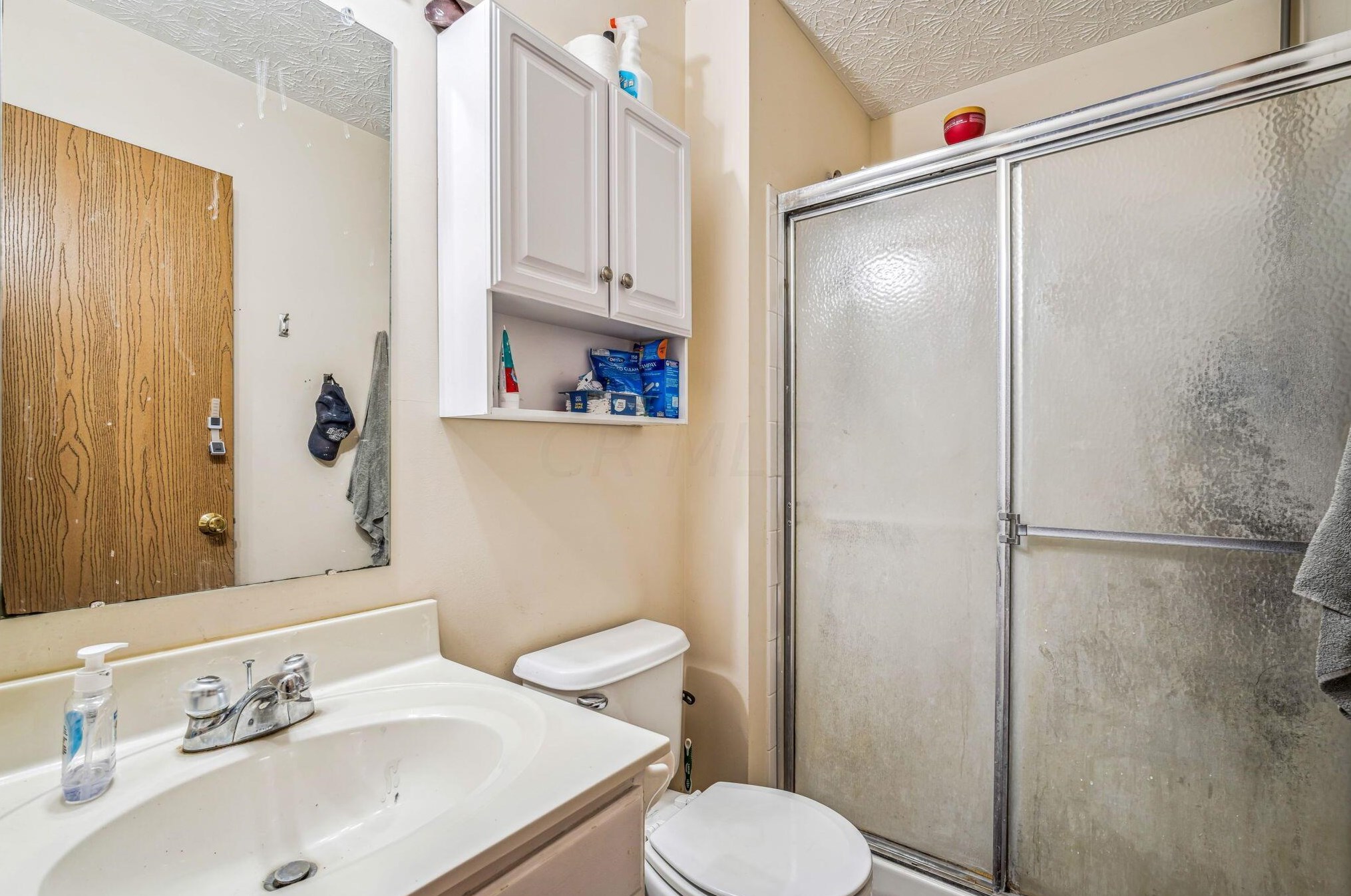 80 Richard Ave, Ashville OH  43103-9000 exterior