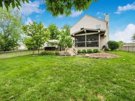 7526 Hazeltine Ct, Pickerington, OH 43147
