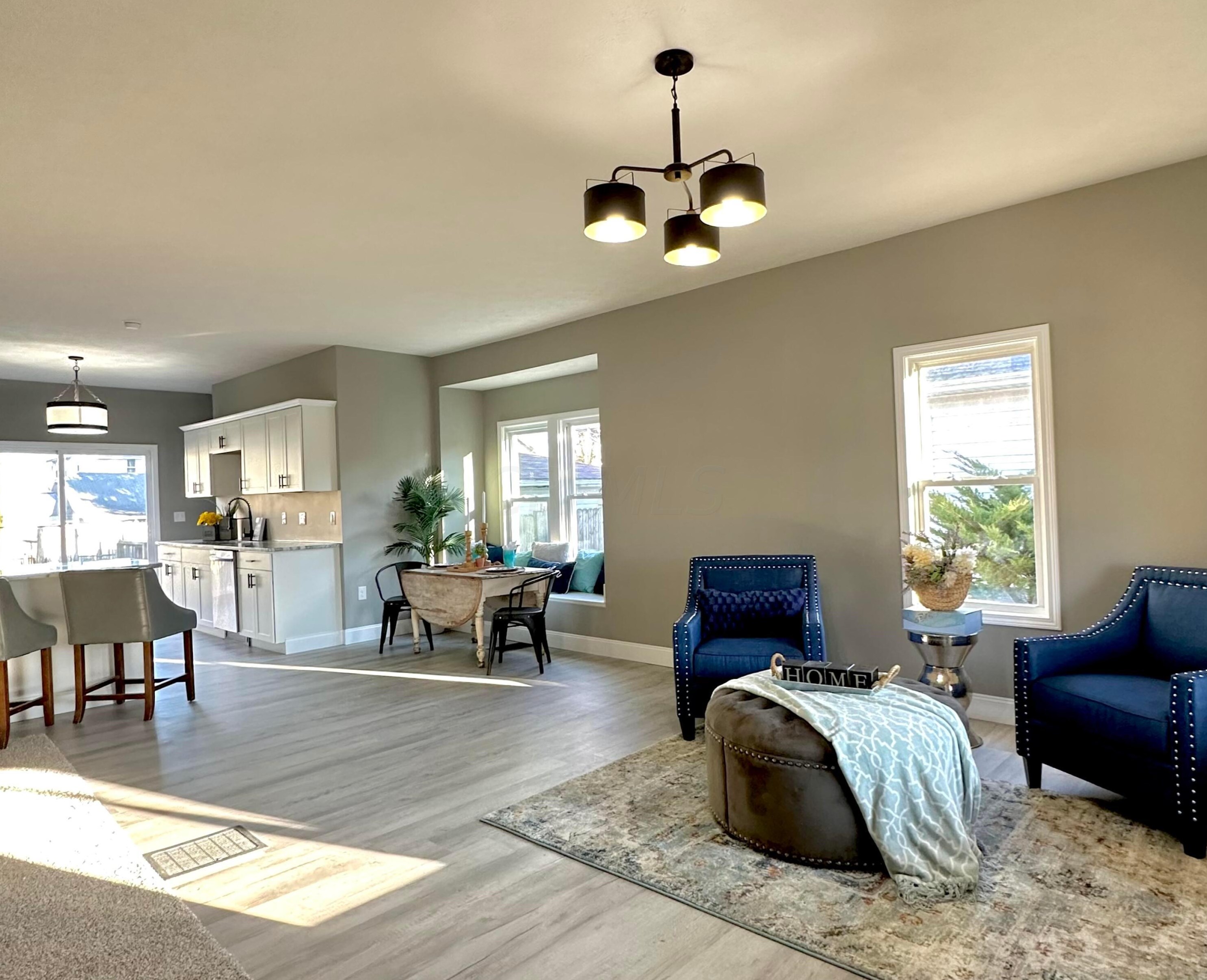 582 Uncapher Ave, Marion, OH 43302-6144