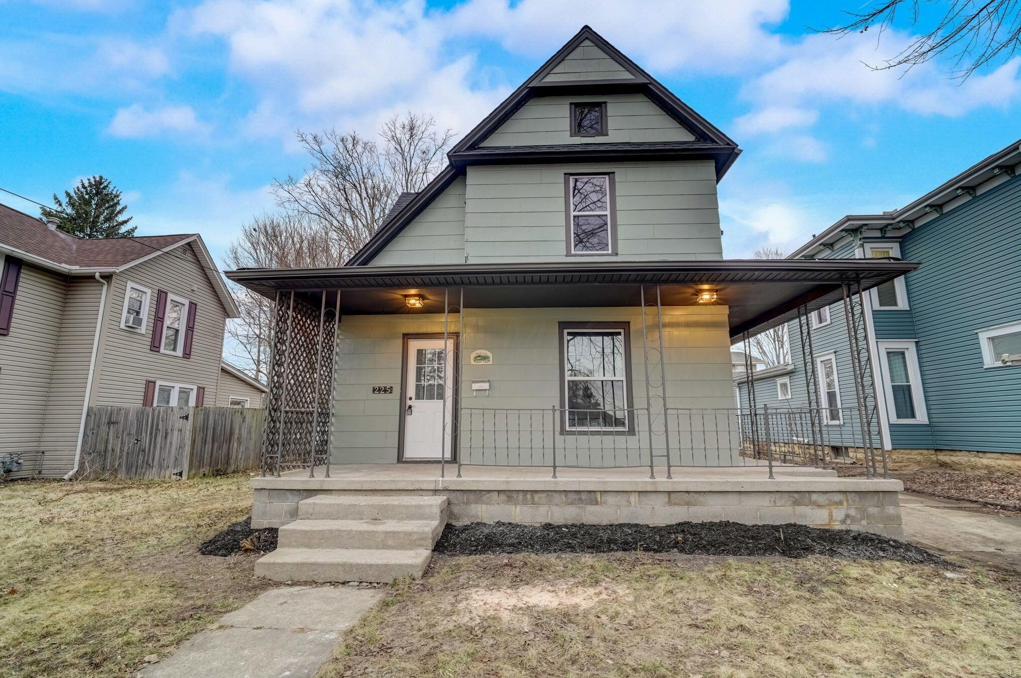 225 E High Ave, Bellefontaine, OH 43311