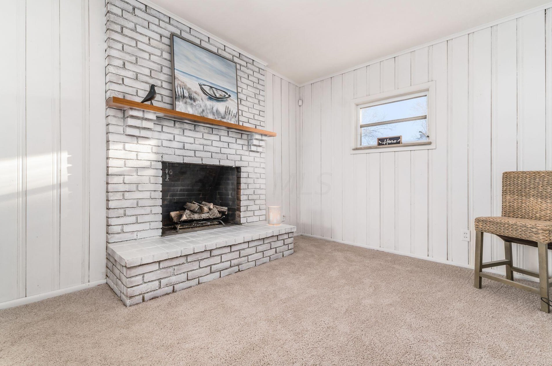 2260 Shrewsbury Rd, Columbus OH  43221-1232 exterior