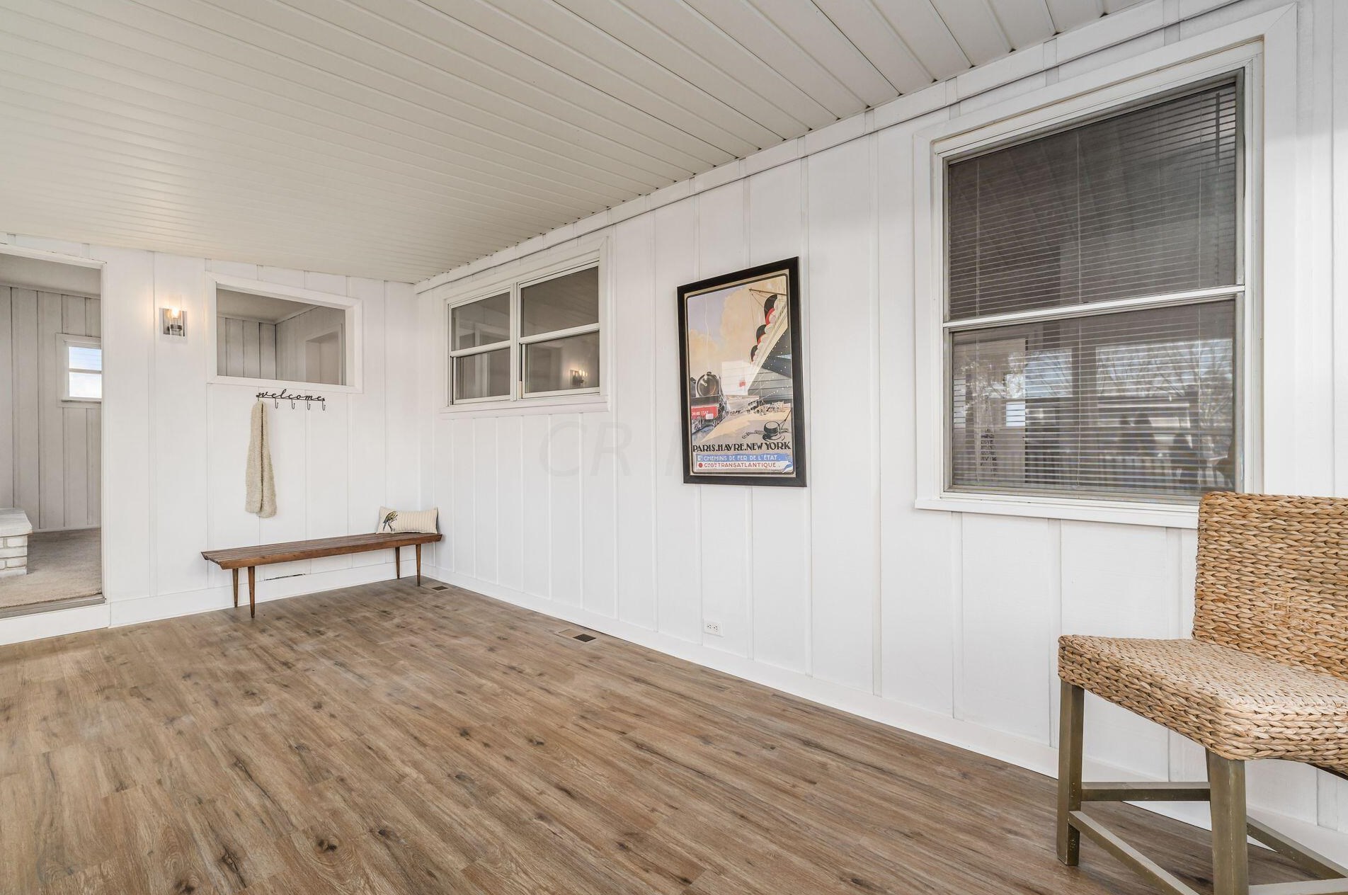 2260 Shrewsbury Rd, Columbus OH  43221-1232 exterior