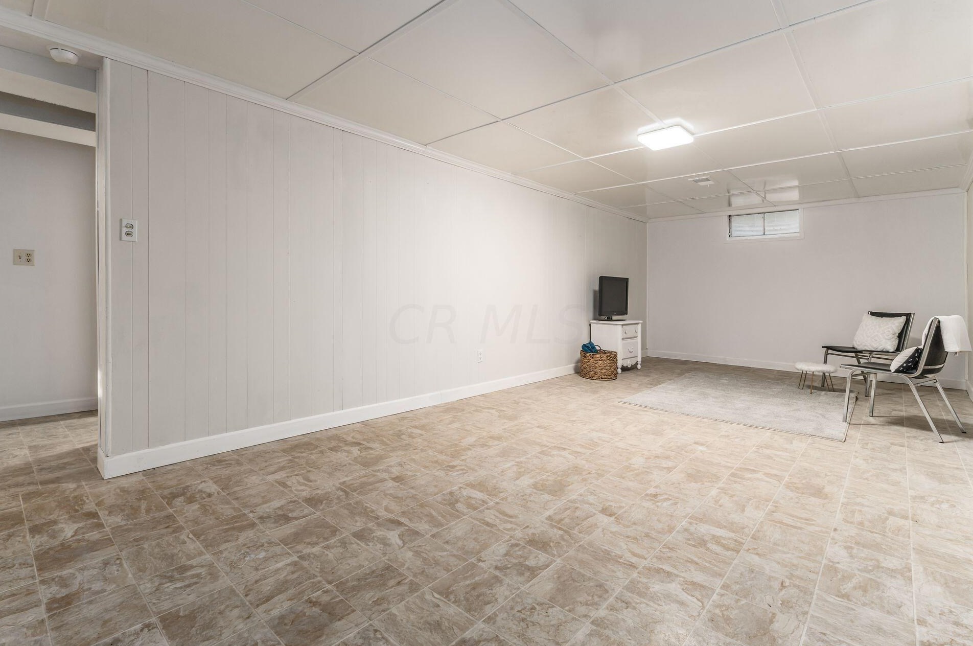 2260 Shrewsbury Rd, Columbus OH  43221-1232 exterior