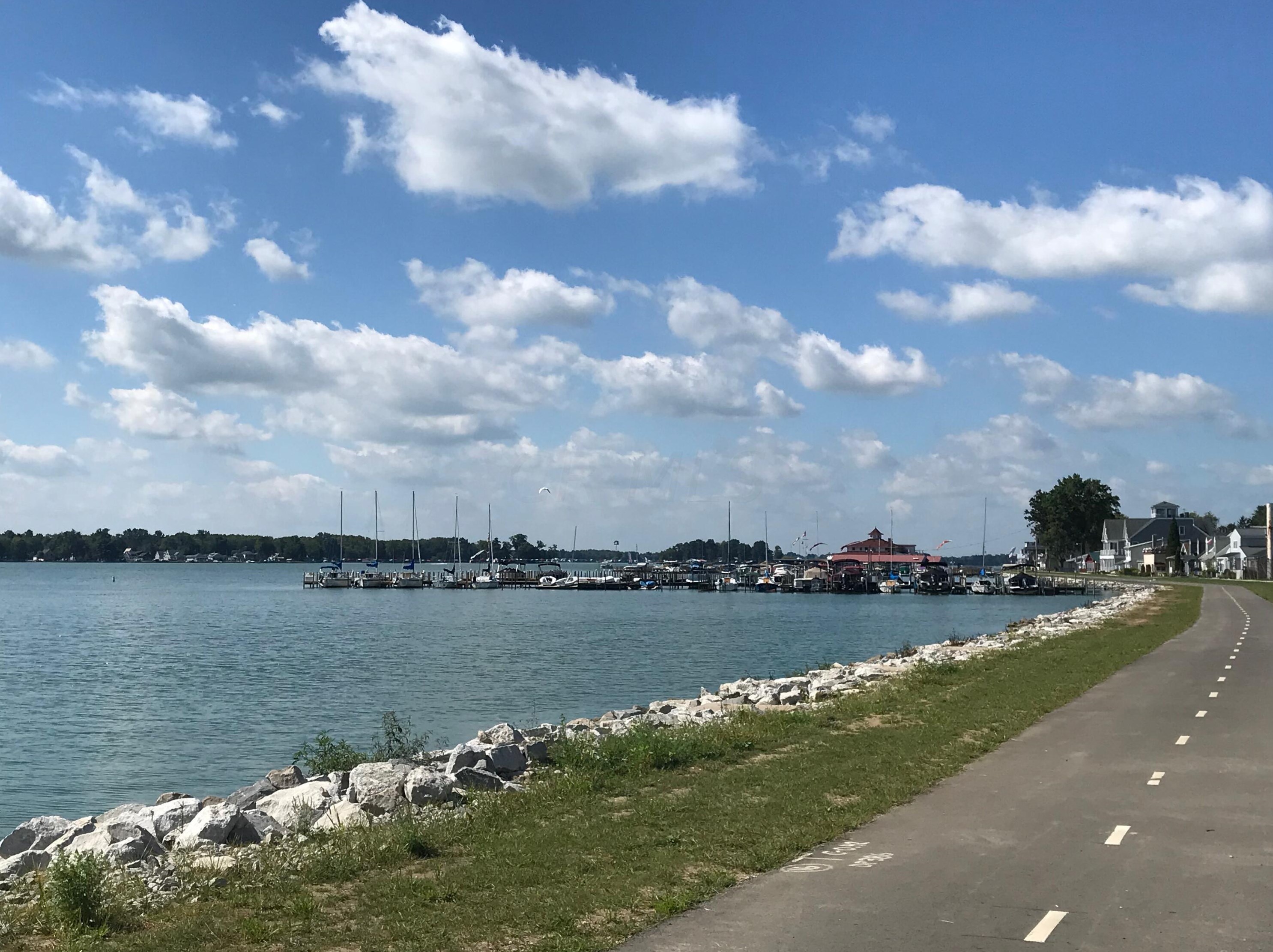 182 Cranberry Ln, Buckeye Lake OH  43008-7832 exterior