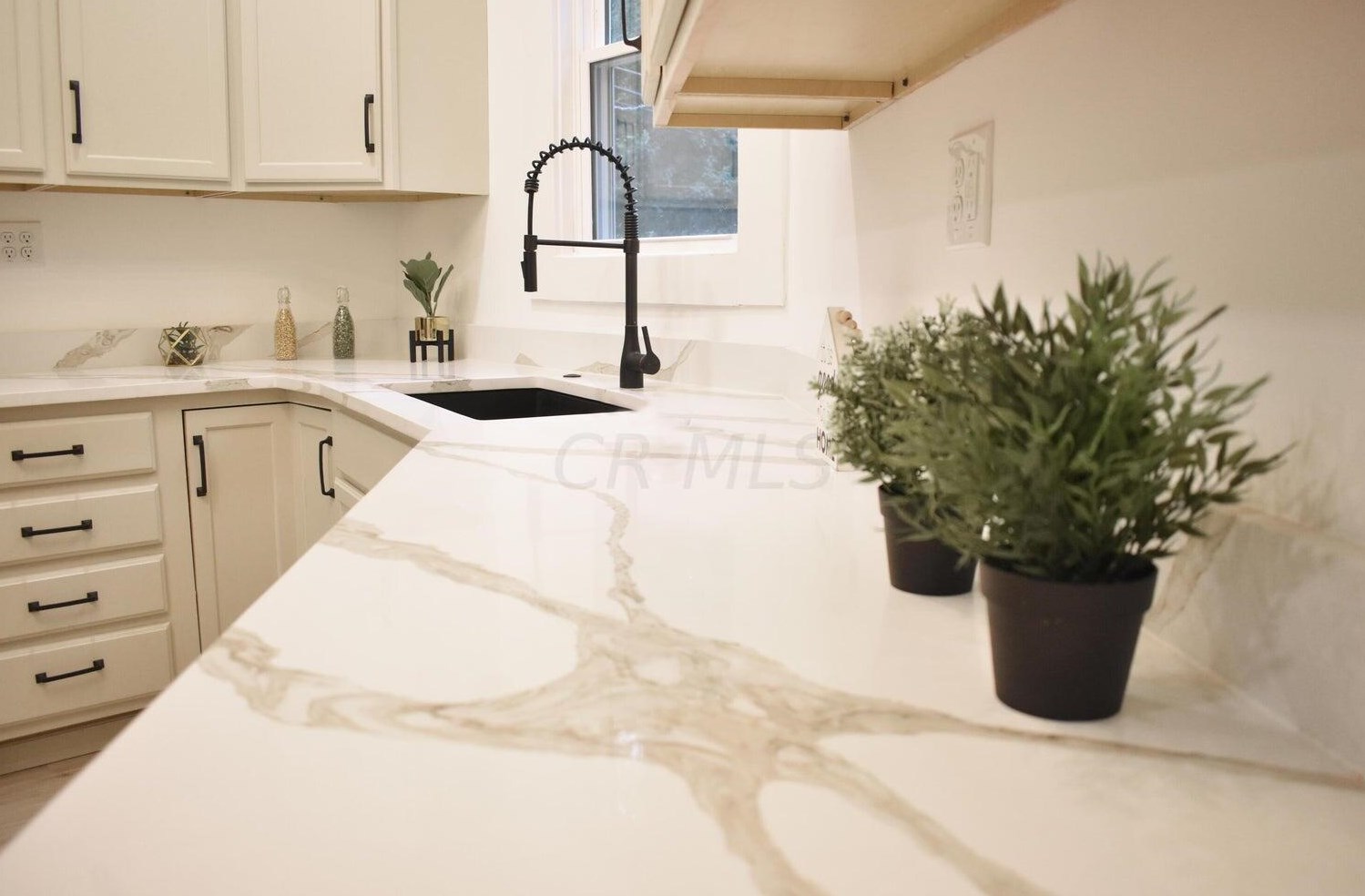 507 Bulen Ave, Columbus OH 43205-2504 exterior