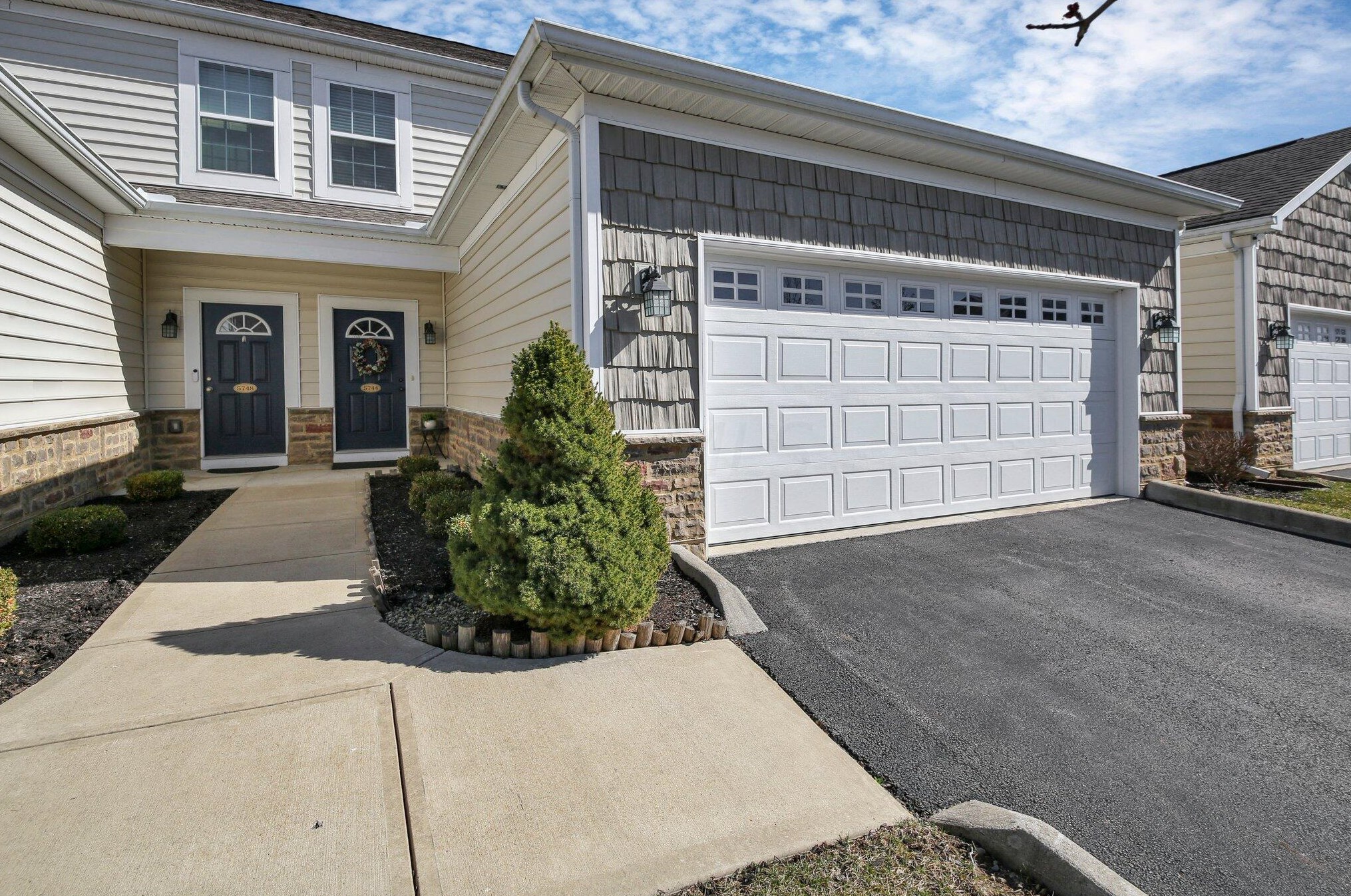 5744 Albany Reserve Dr, Westerville, OH 43081-7136