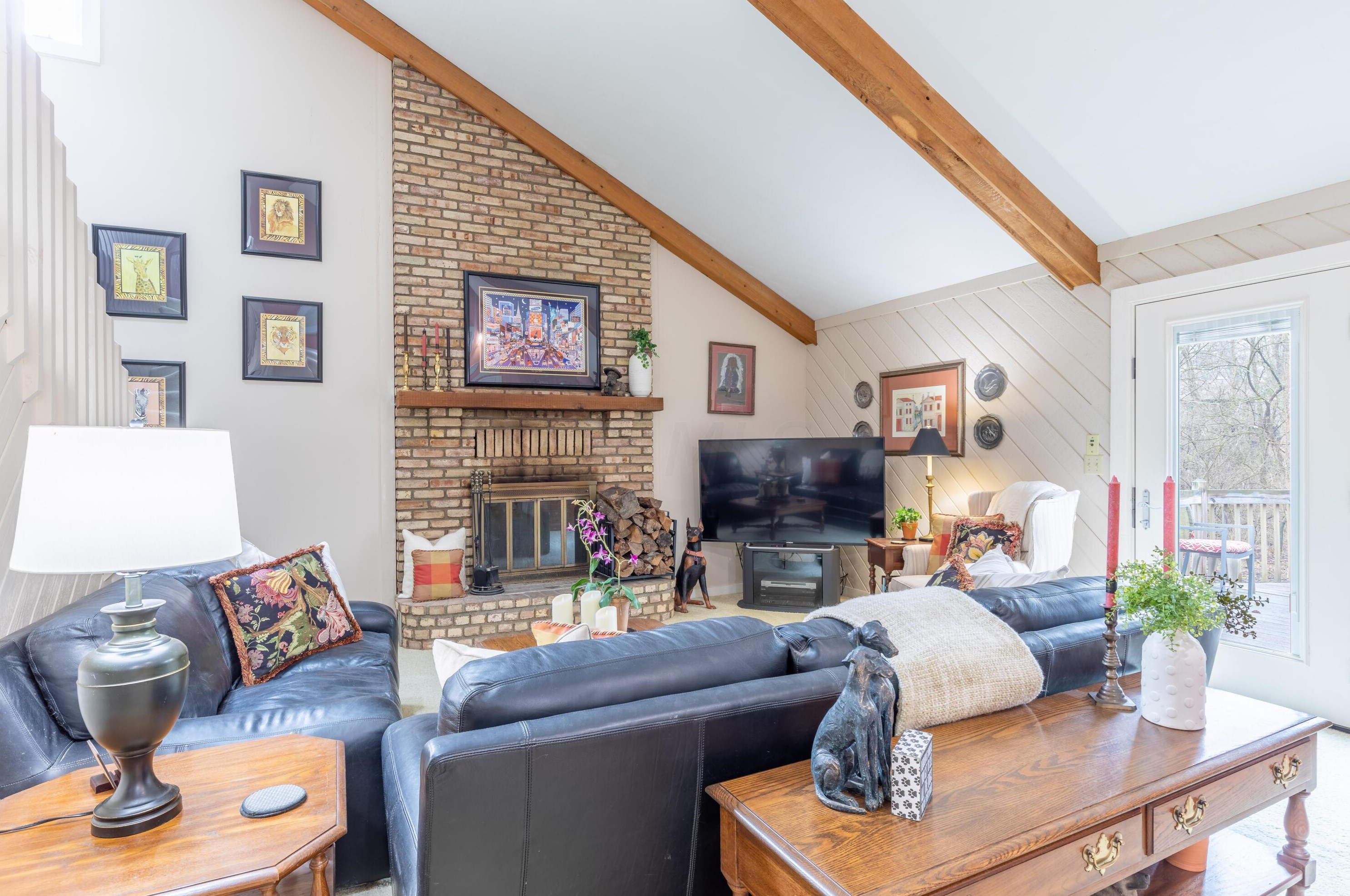 8398 Kilbirnie Ct, Dublin OH  43017-9732 exterior