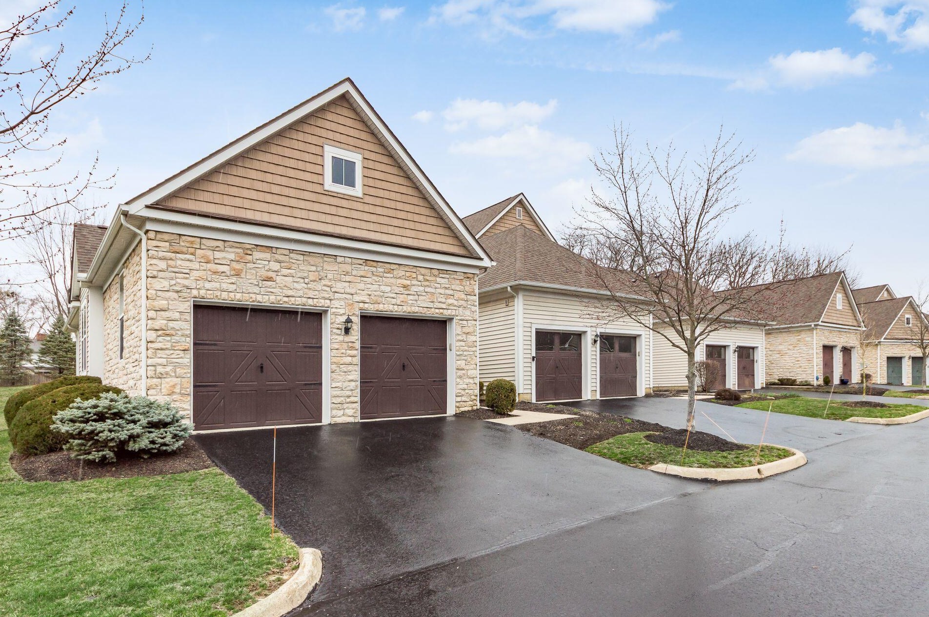 408 Westgreen Ln, Westerville, OH 43082