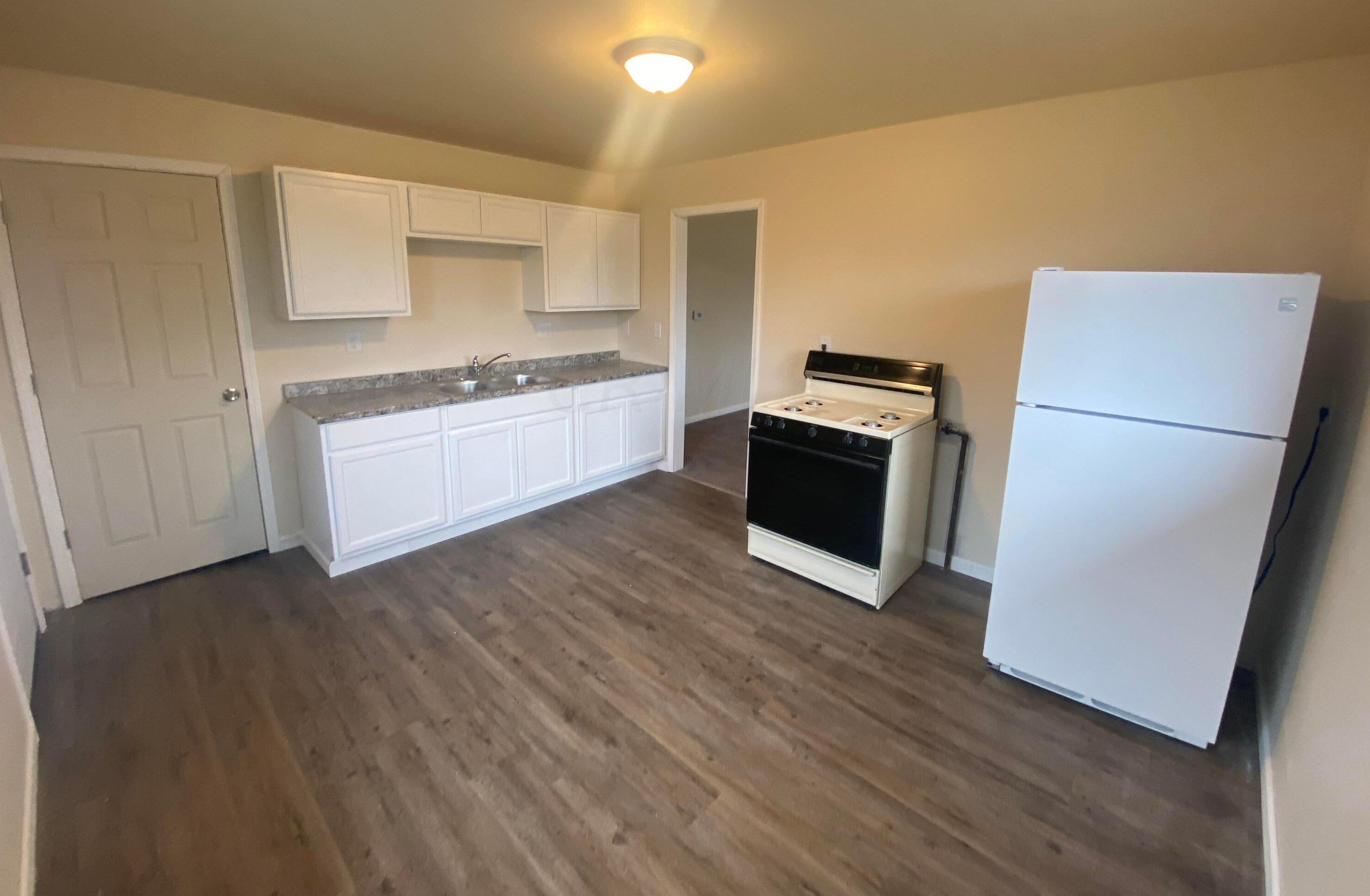 857 Byron Ave, Columbus OH  43227-1004 exterior