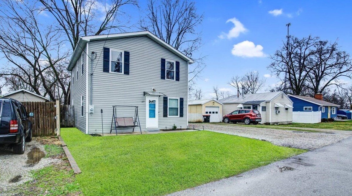 123 Elliott Ave, Buckeye Lake, OH 43008