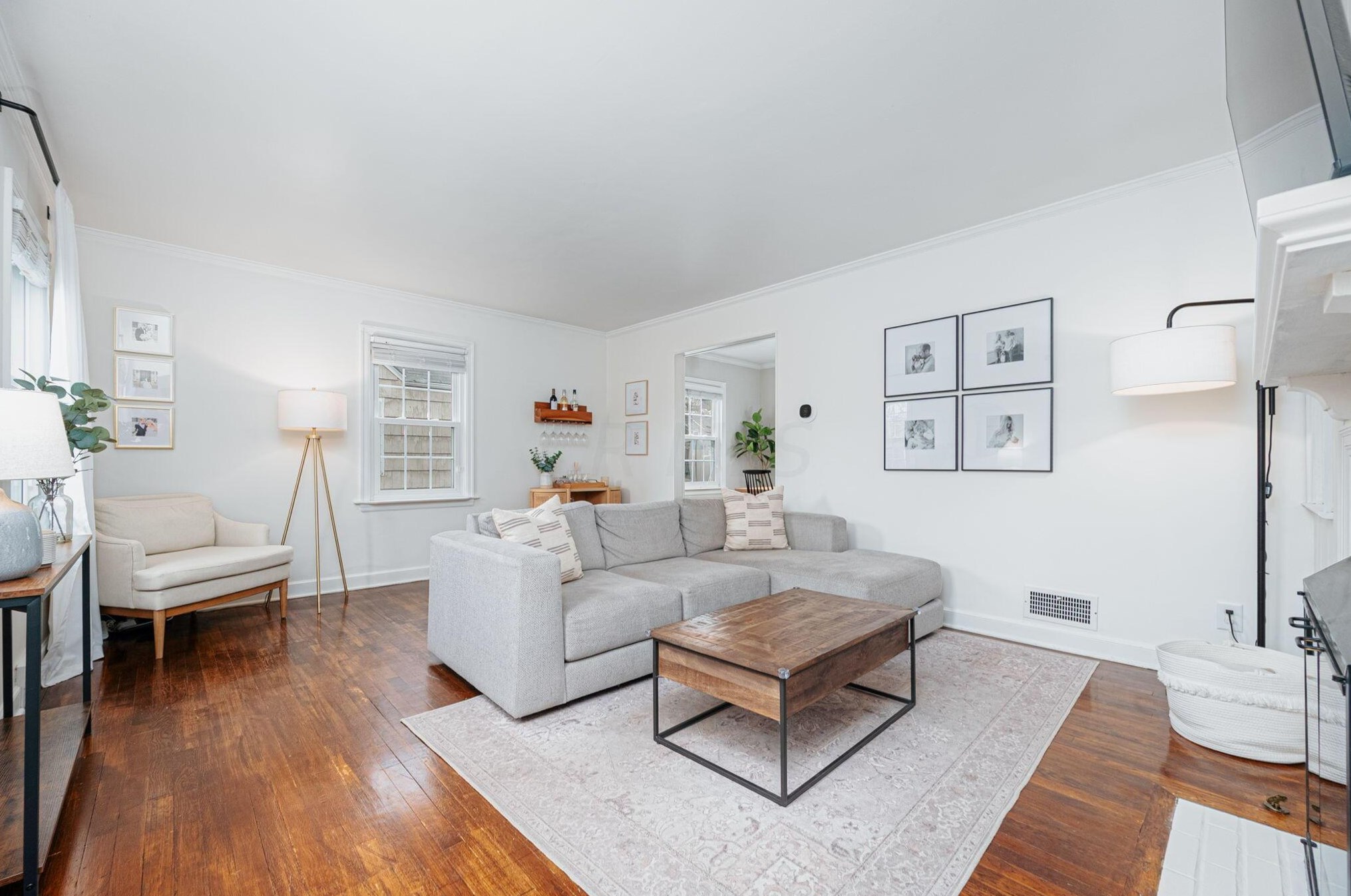 2388 Livingston Ave, Columbus OH  43209-2845 exterior