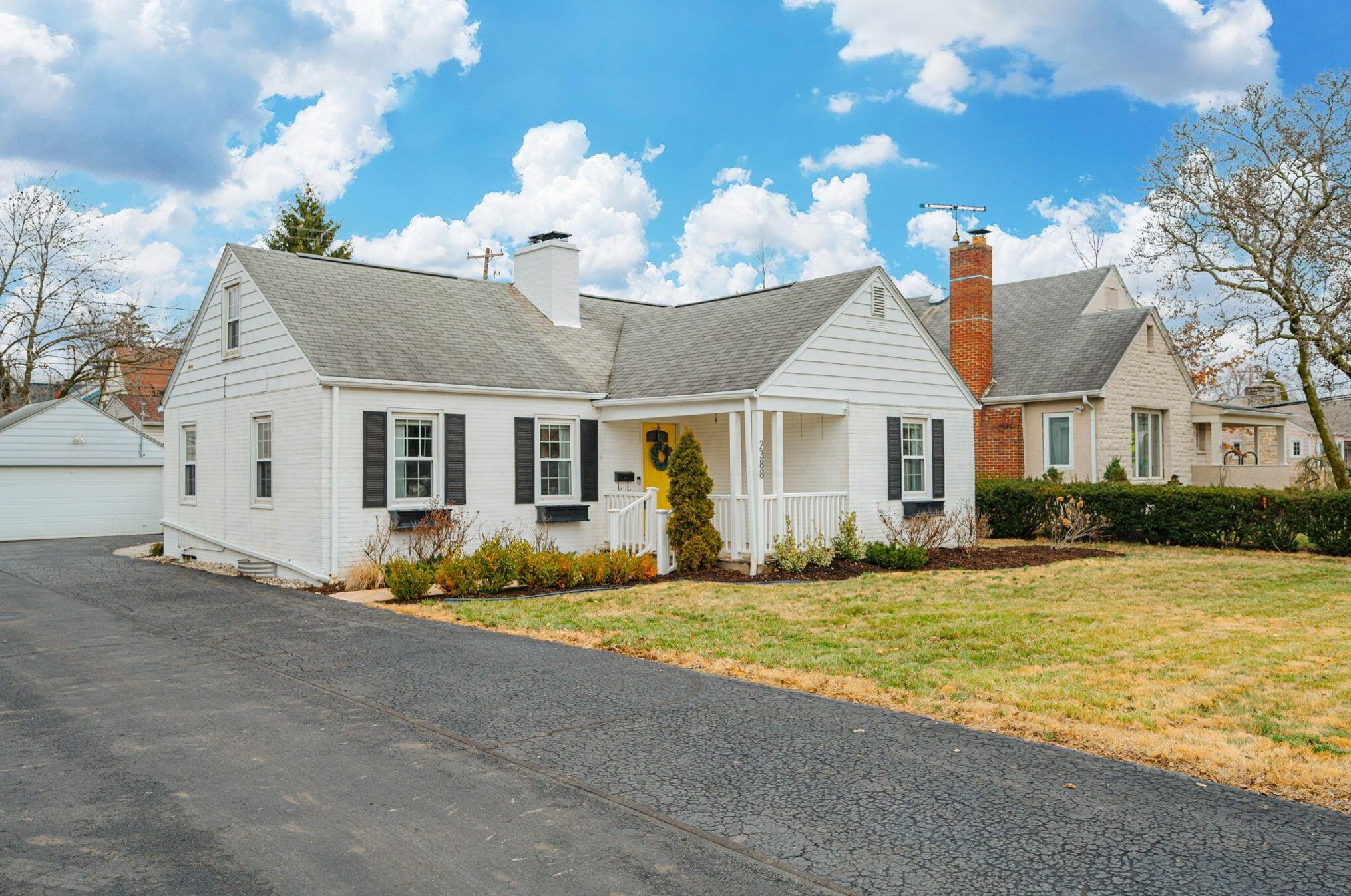 2388 Livingston Ave, Columbus OH  43209-2845 exterior