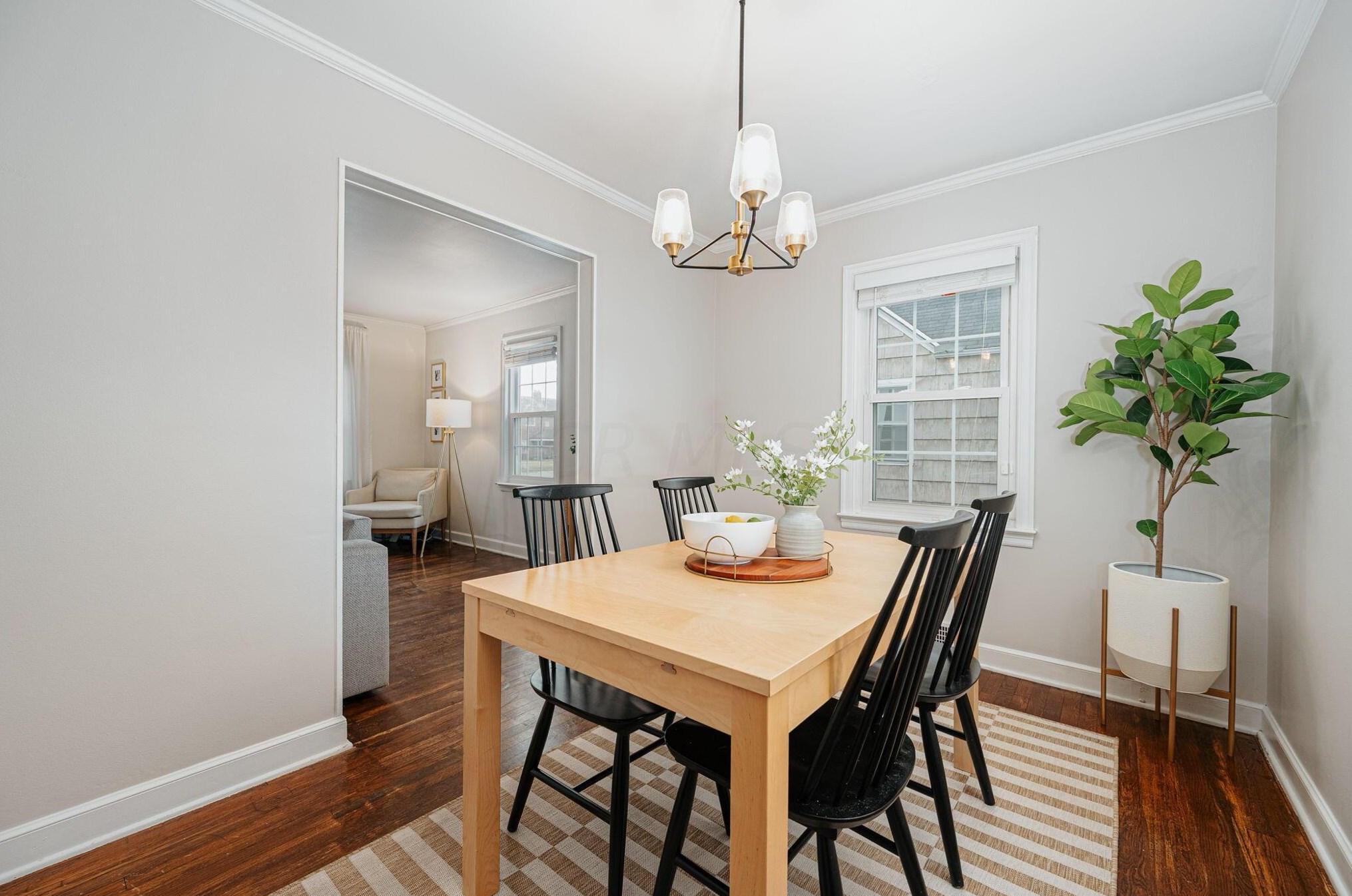 2388 Livingston Ave, Columbus OH  43209-2845 exterior