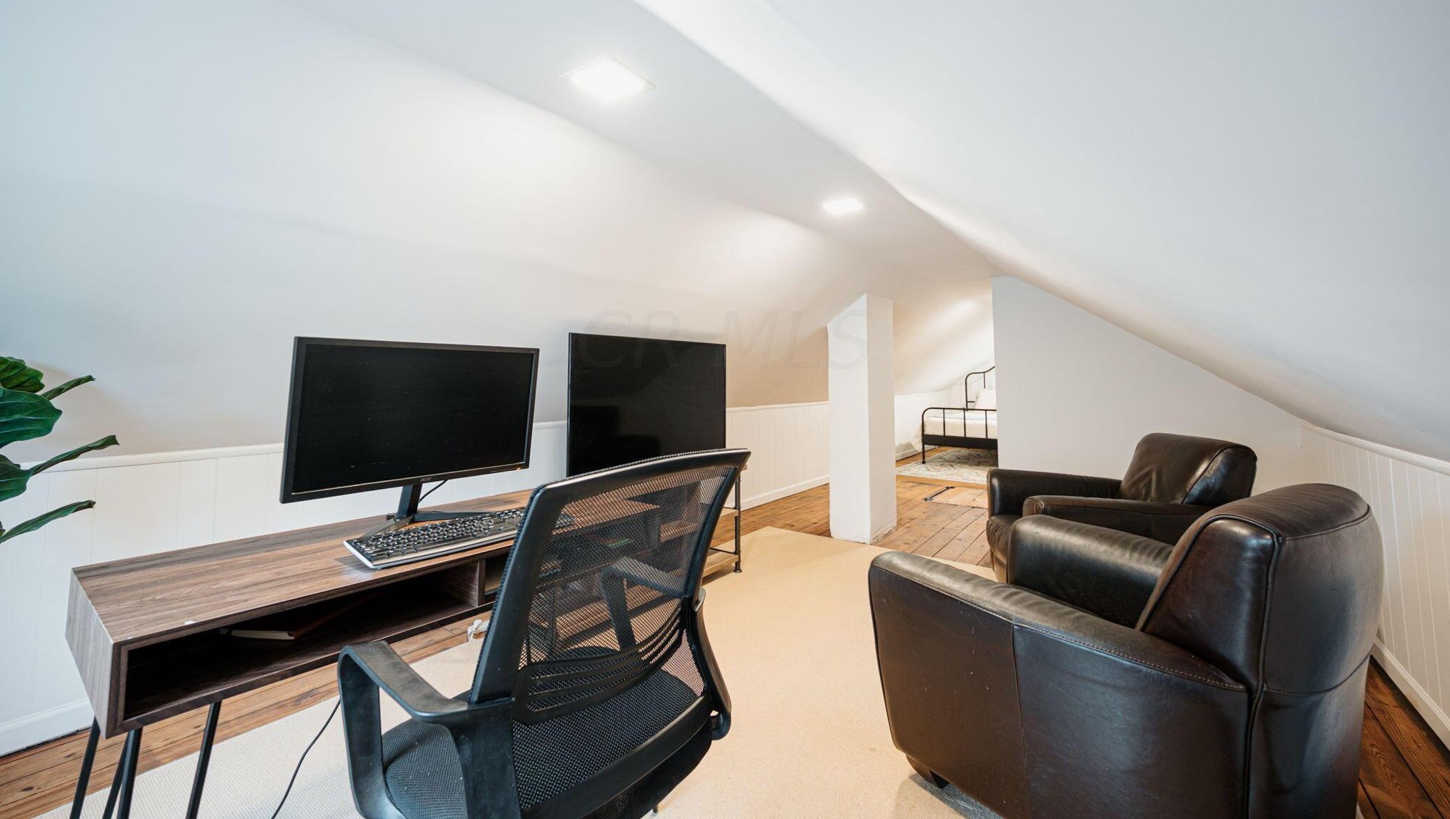 2388 Livingston Ave, Columbus OH  43209-2845 exterior