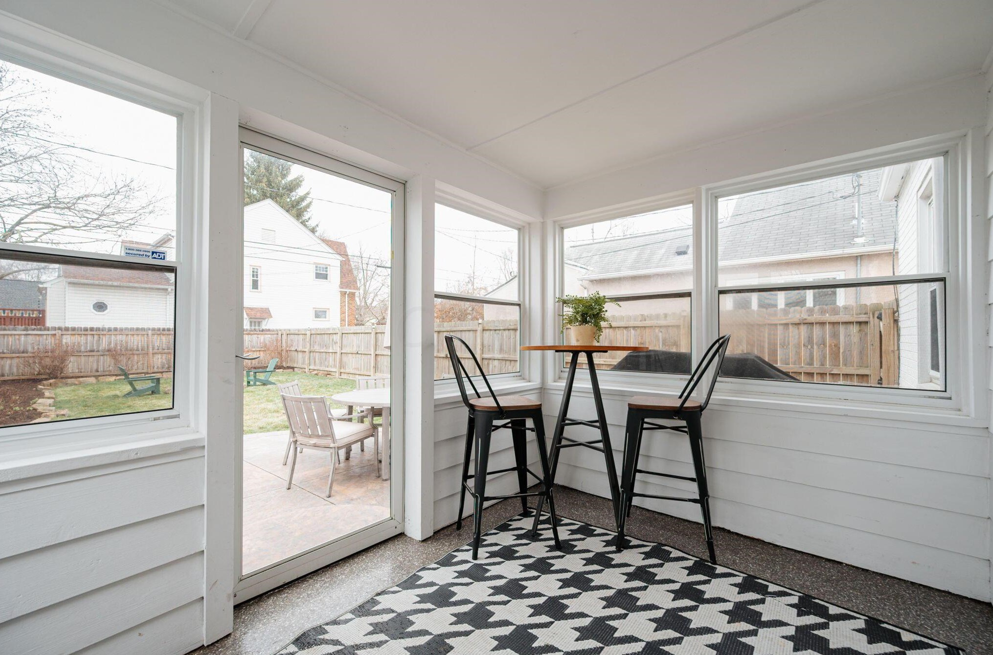 2388 Livingston Ave, Columbus OH  43209-2845 exterior