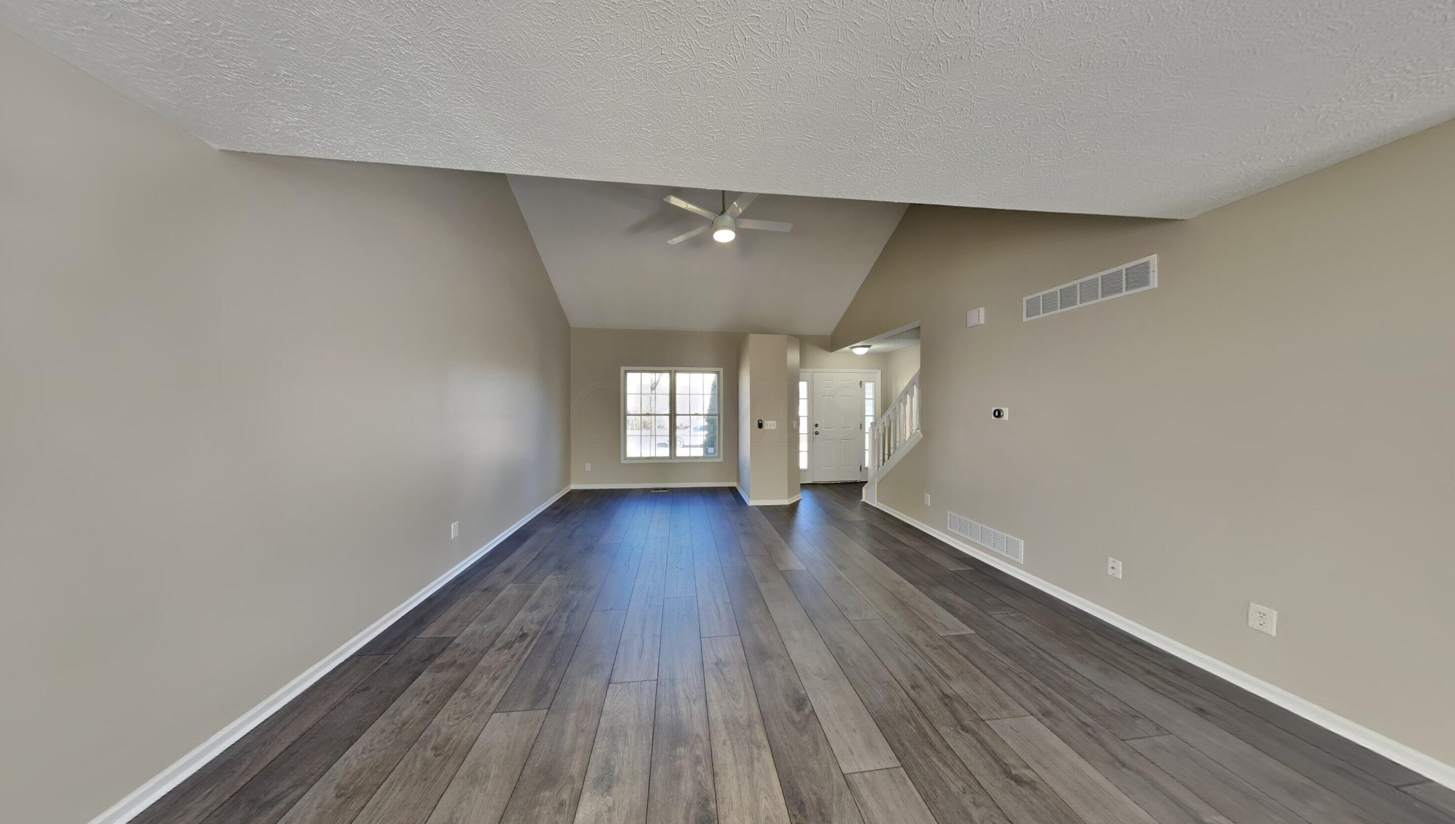 451 Bricktone Dr, Blacklick, OH 43004