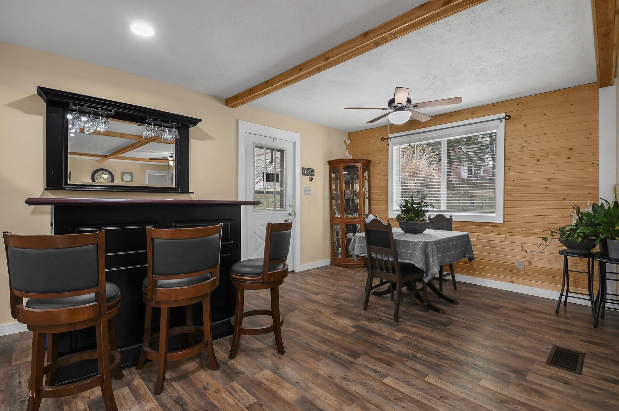 2377 Pumpkinvine Rd, Lancaster OH  43130-8010 exterior