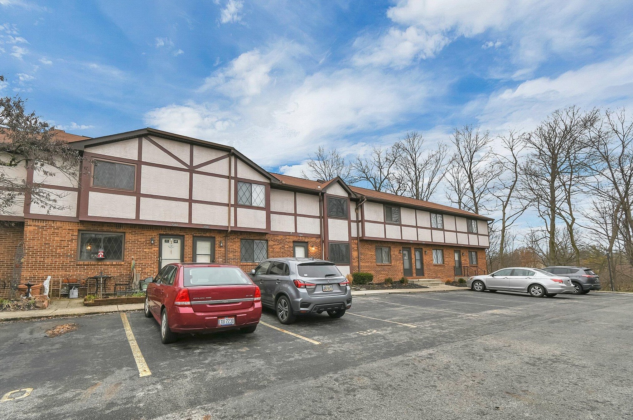 3084 Highcliff Ct, Columbus, OH 43231-2344