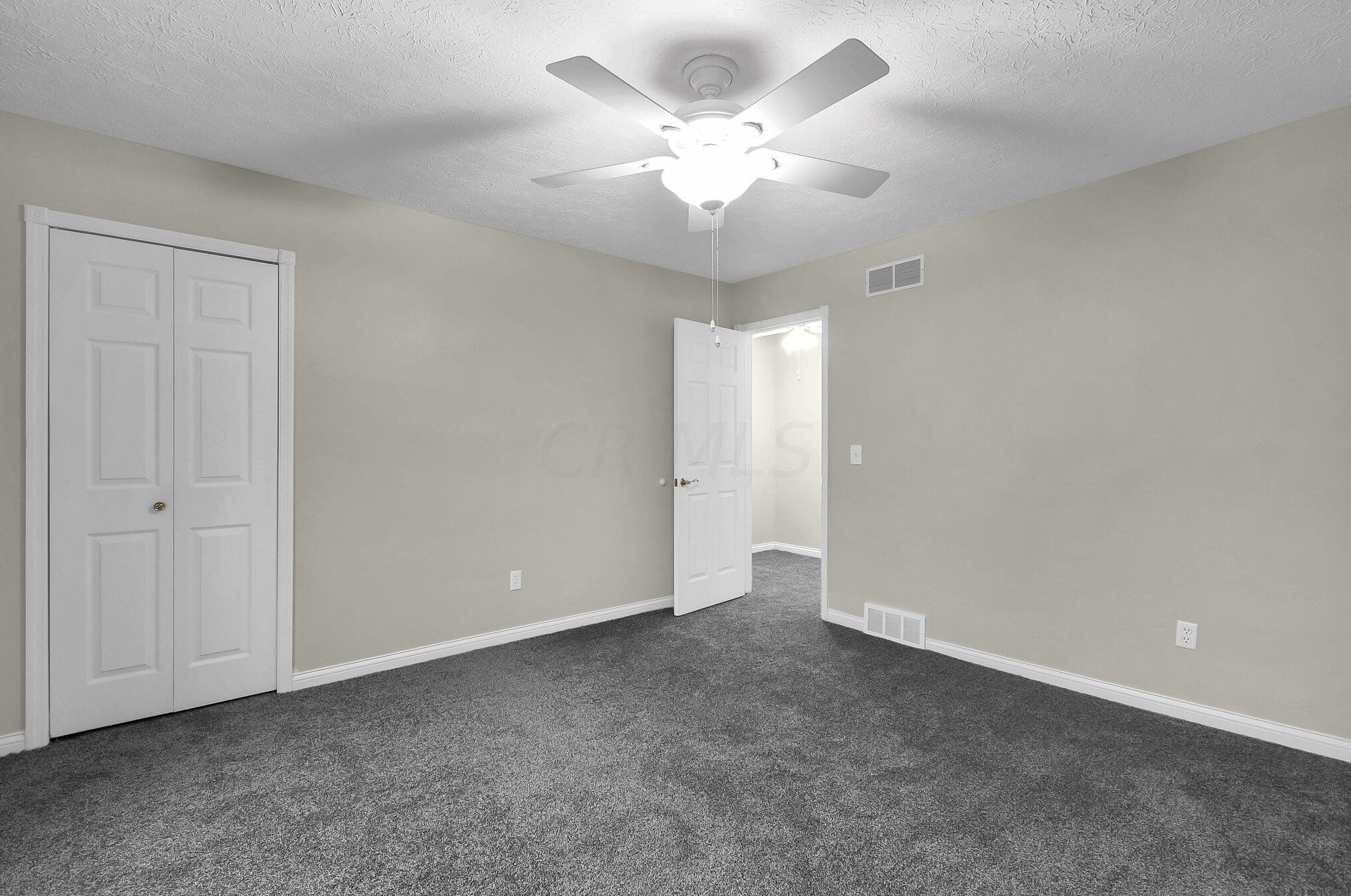 3084 Highcliff Ct, Columbus OH 43231-2344 exterior