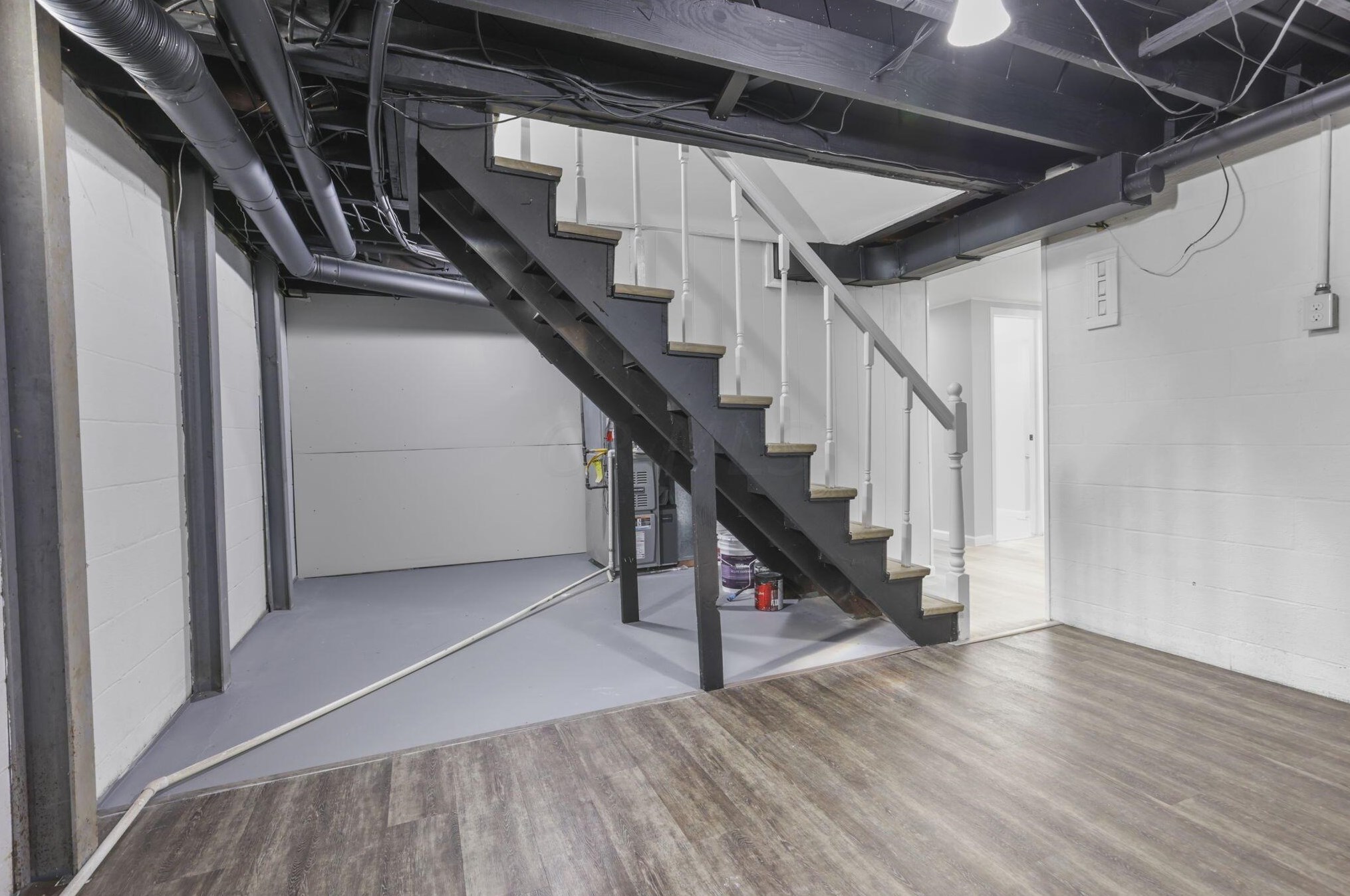 2265 Edgevale Rd, Columbus OH  43221-1216 exterior