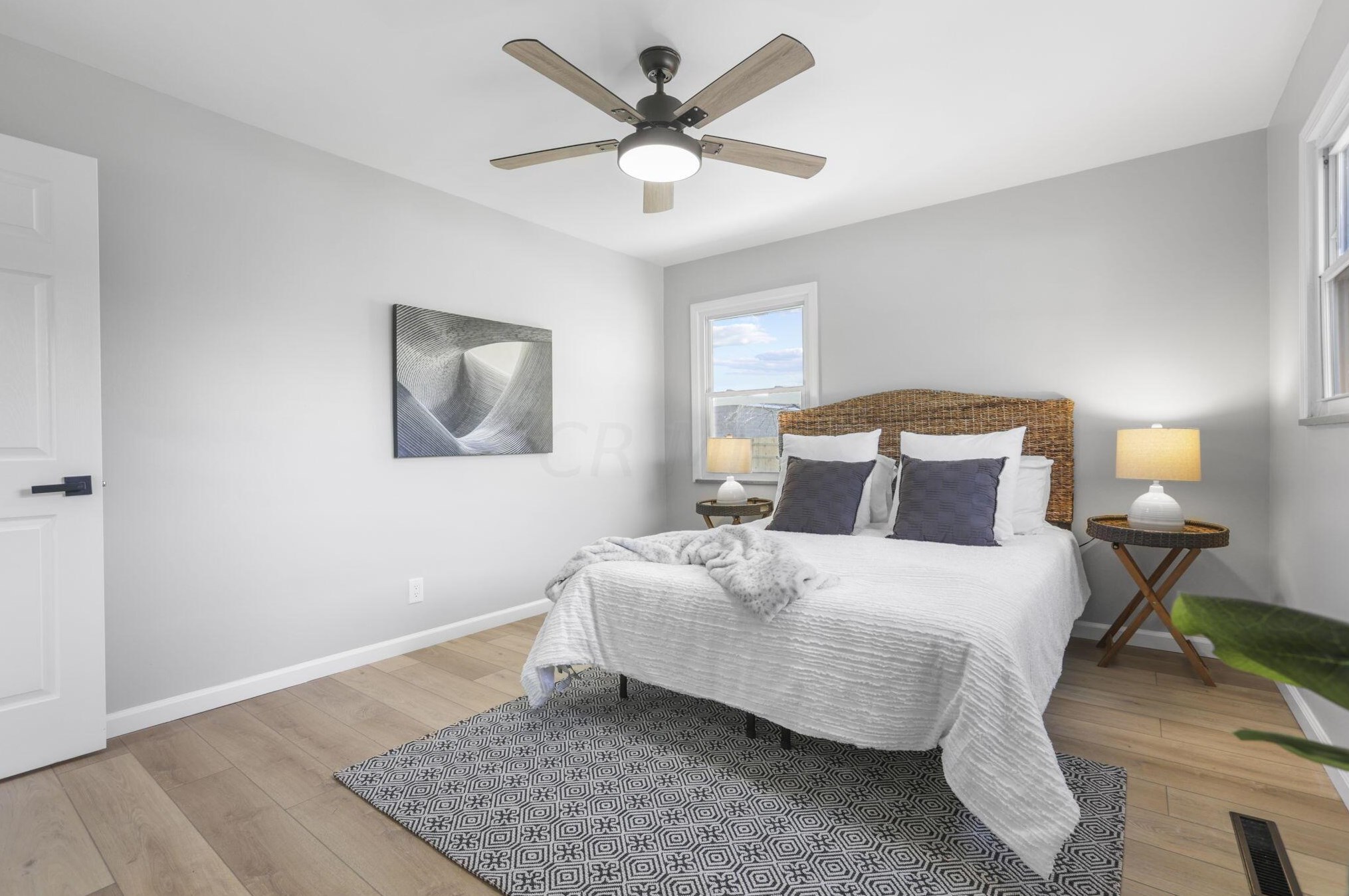 2265 Edgevale Rd, Columbus OH  43221-1216 exterior