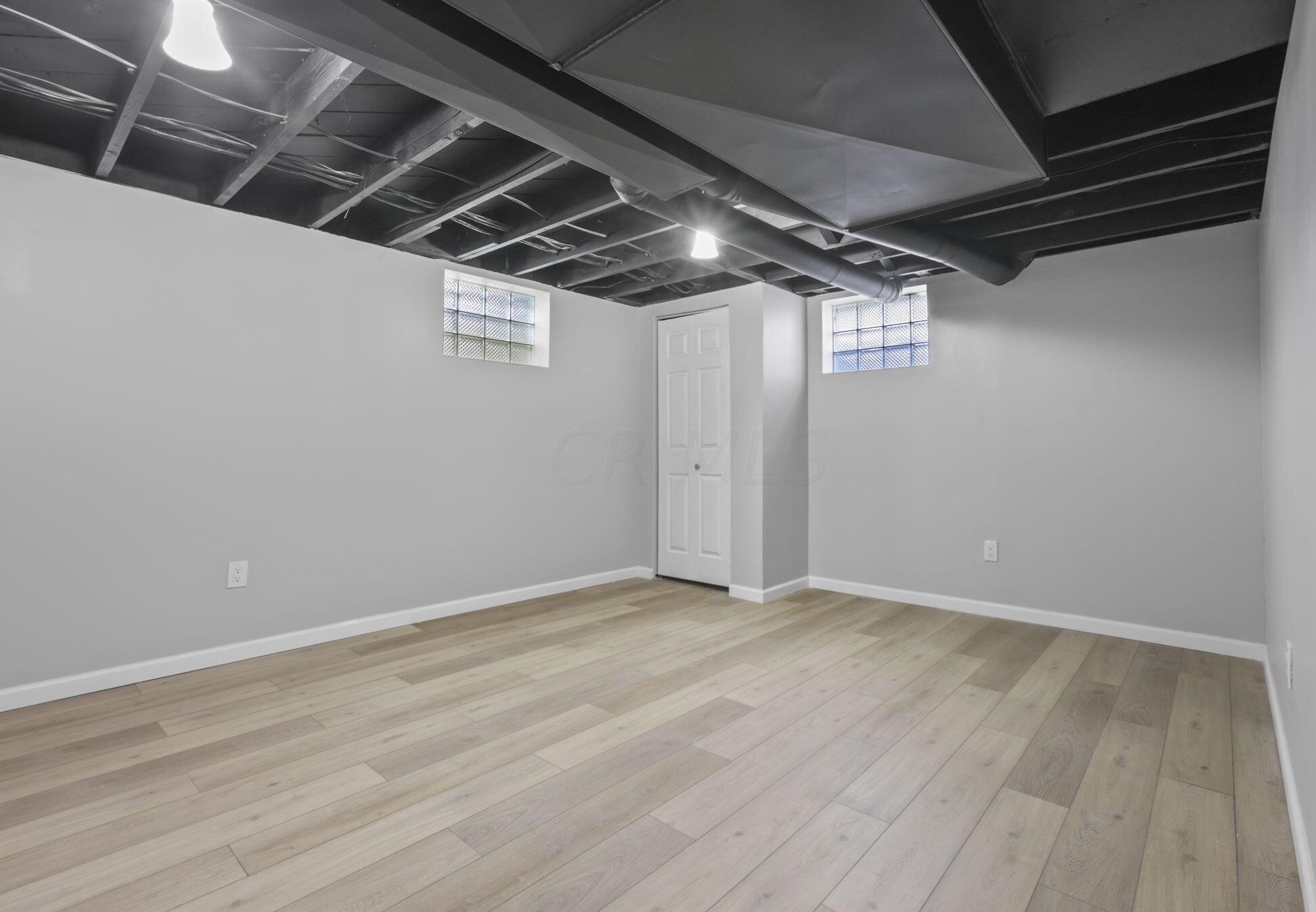 2265 Edgevale Rd, Columbus OH  43221-1216 exterior