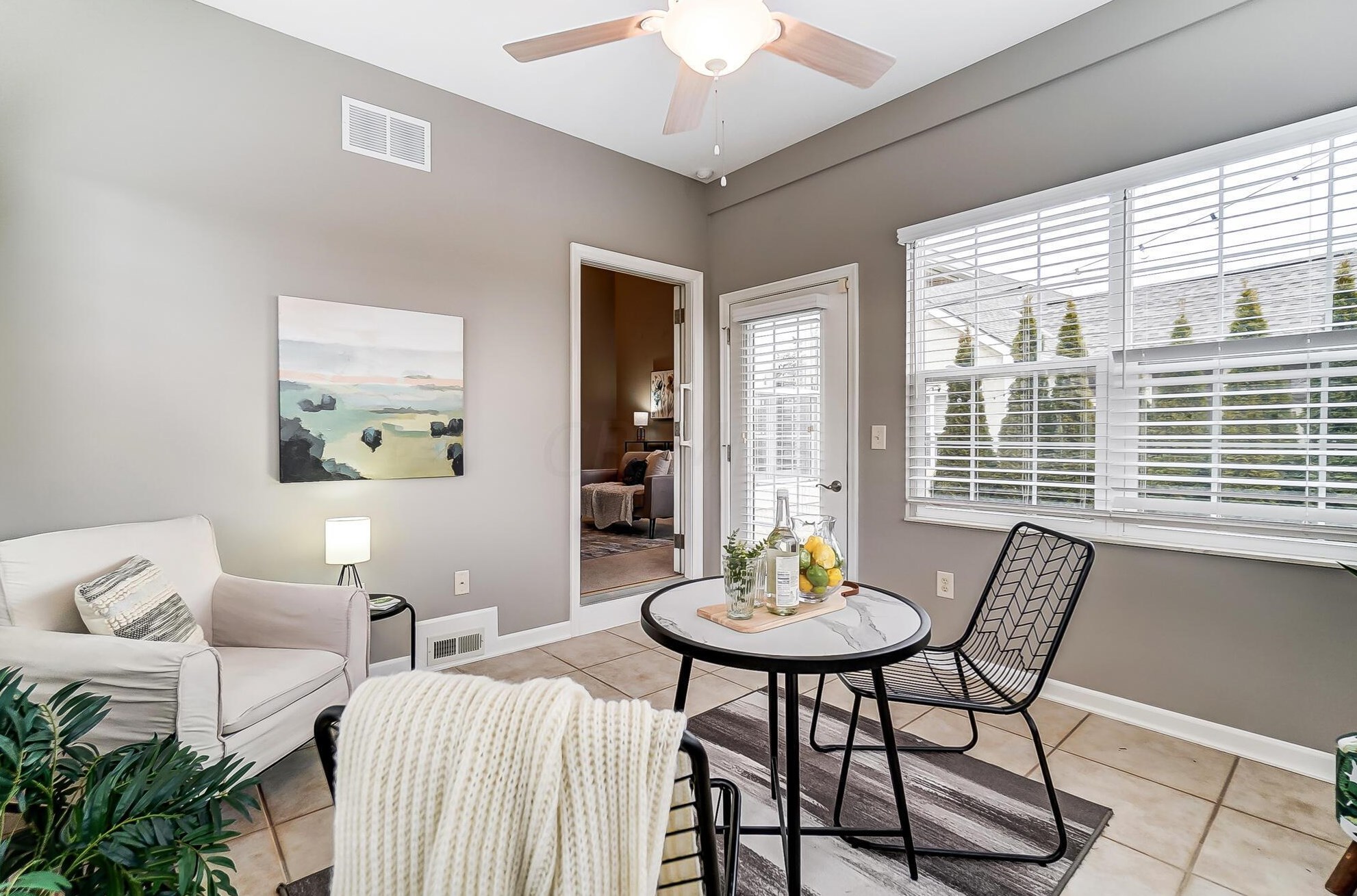 5193 Avery Oak Dr, Dublin OH  43016-7357 exterior