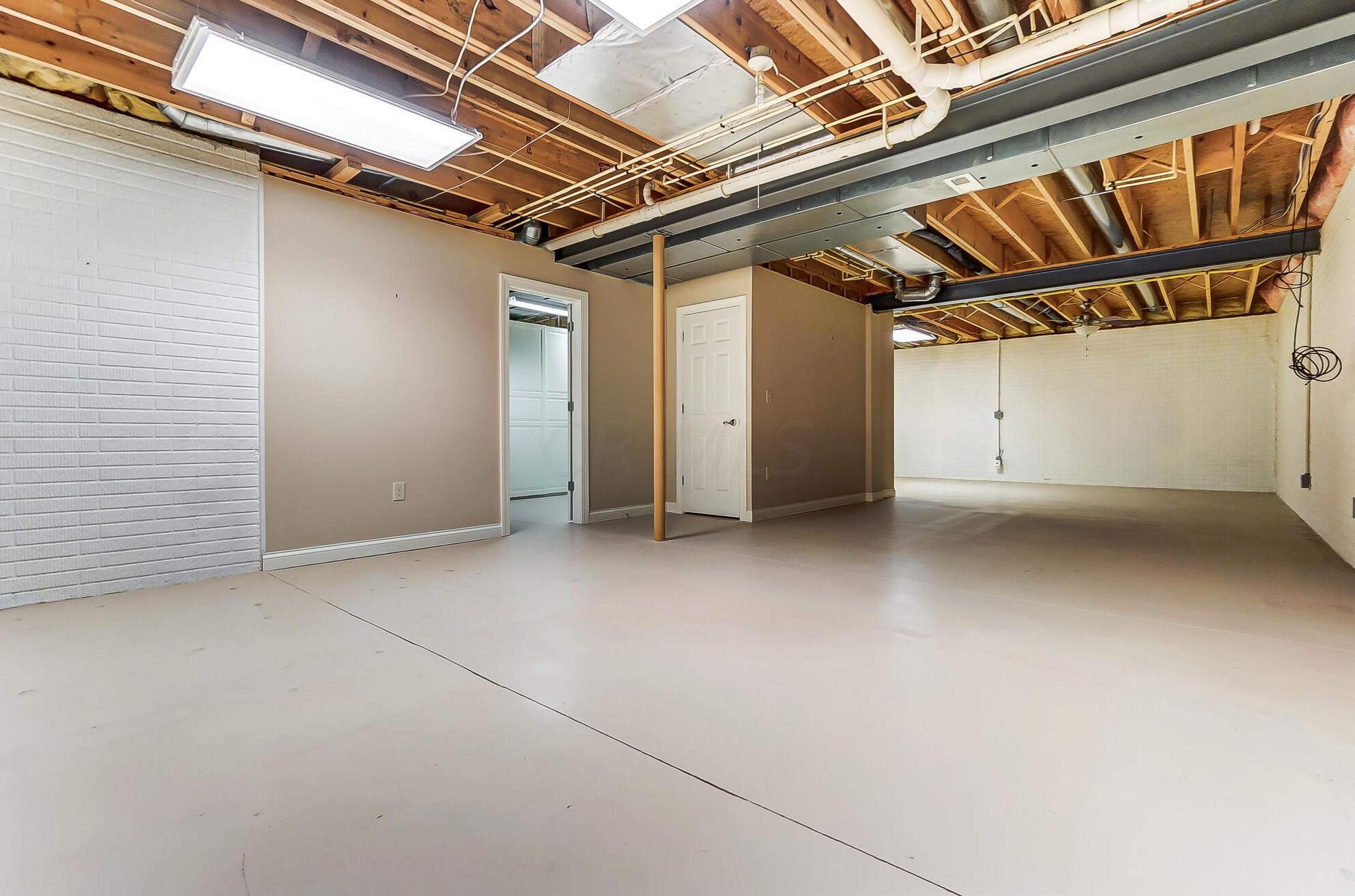 5193 Avery Oak Dr, Dublin OH  43016-7357 exterior