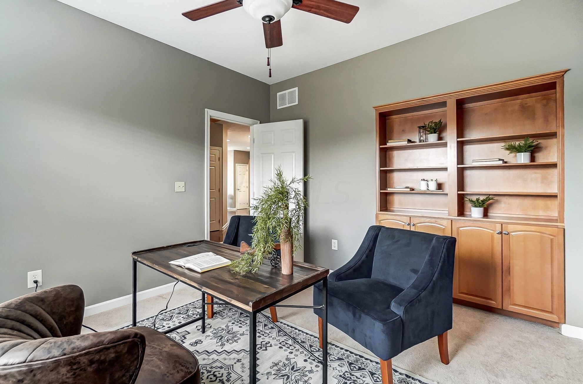 5193 Avery Oak Dr, Dublin OH  43016-7357 exterior