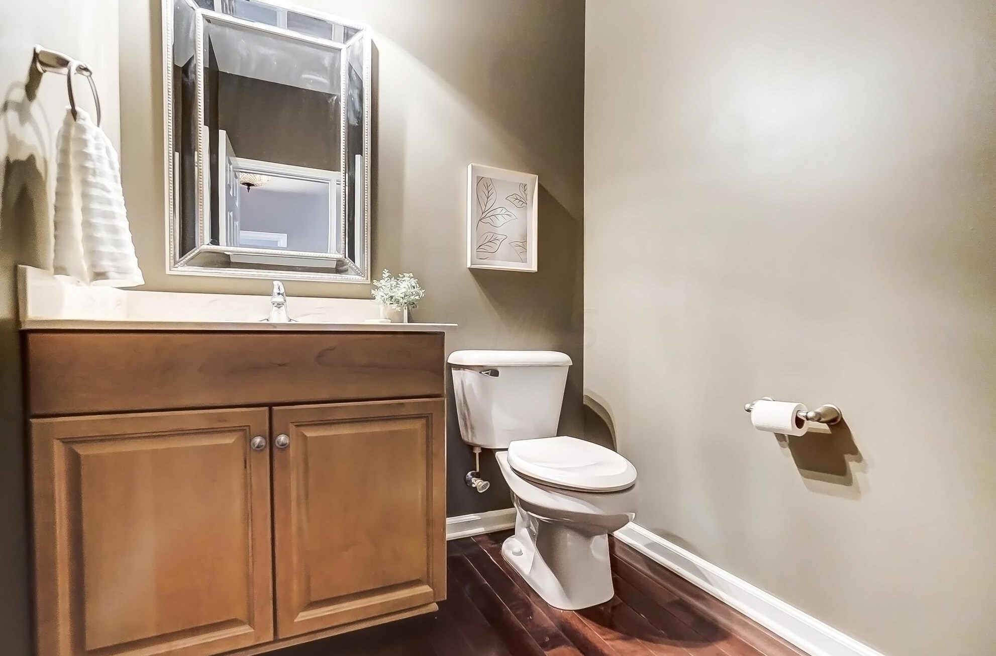 5193 Avery Oak Dr, Dublin OH  43016-7357 exterior