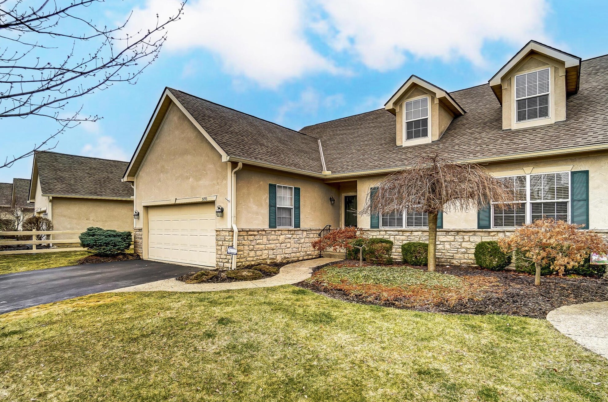5193 Avery Oak Dr, Dublin, OH 43016-7357