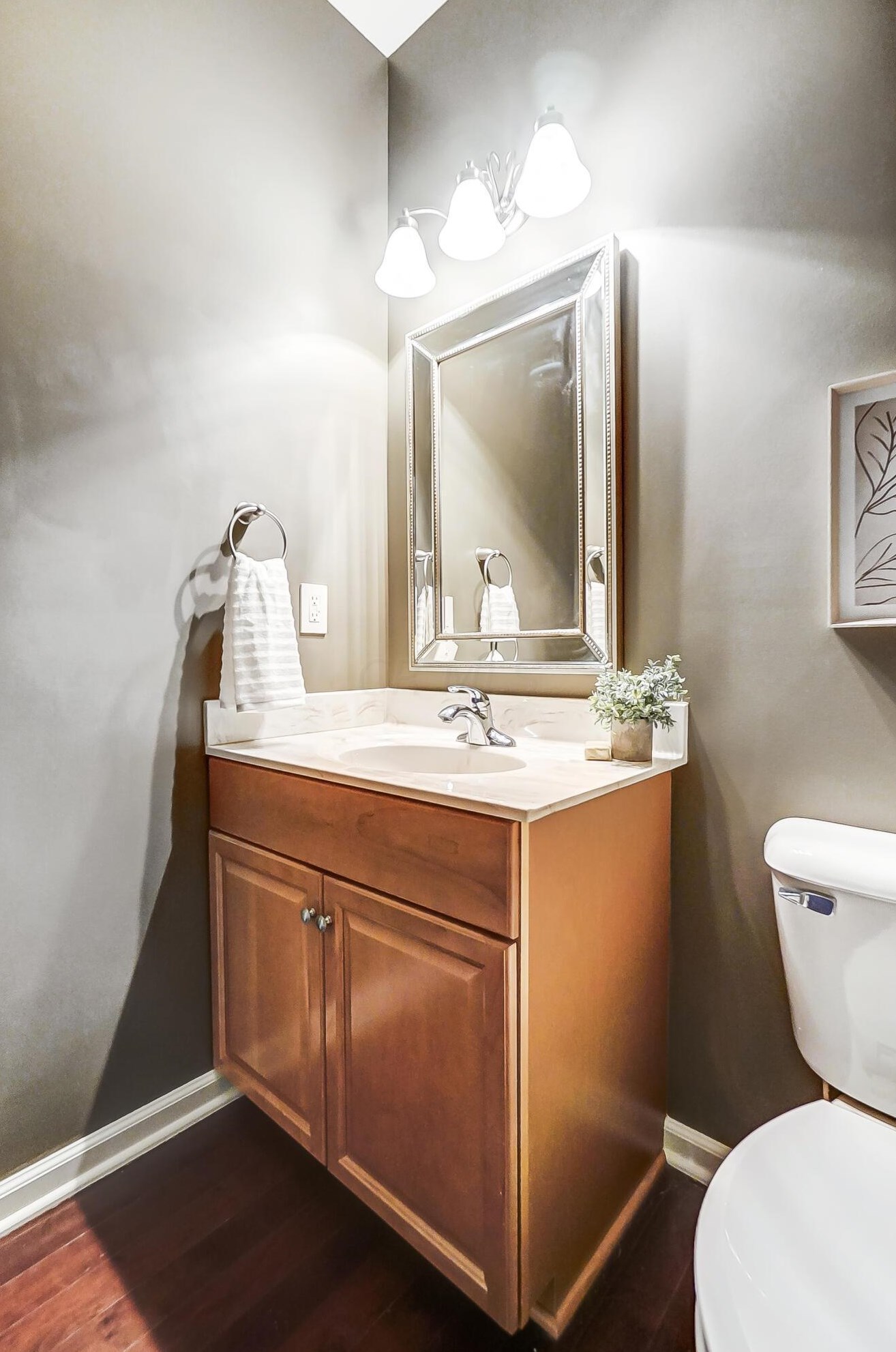 5193 Avery Oak Dr, Dublin OH  43016-7357 exterior