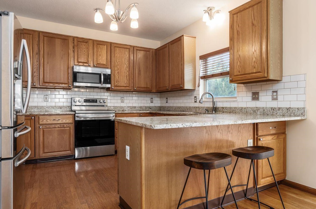 6160 Wynford Dr, Dublin OH  43017-8476 exterior