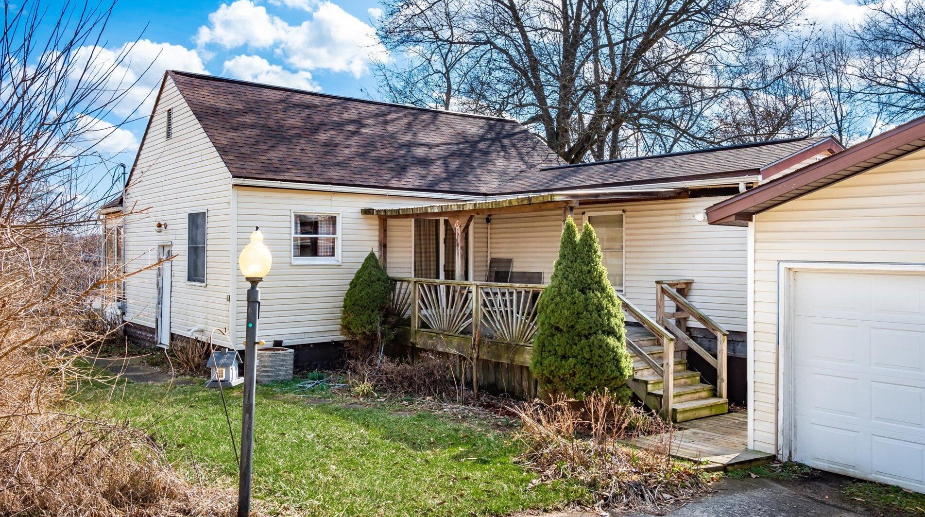 2 Miller St, Zanesville, OH 43701