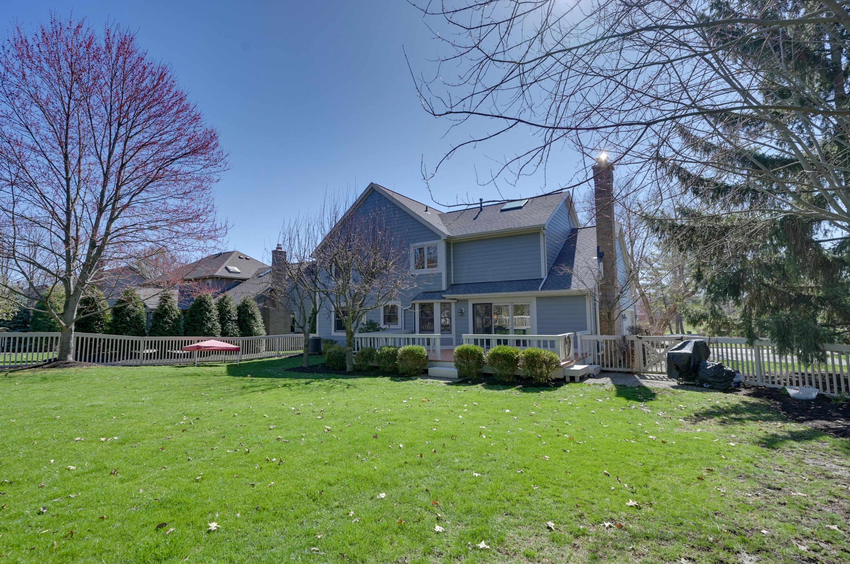 6286 Deeside Dr, Dublin OH  43017-9459 exterior