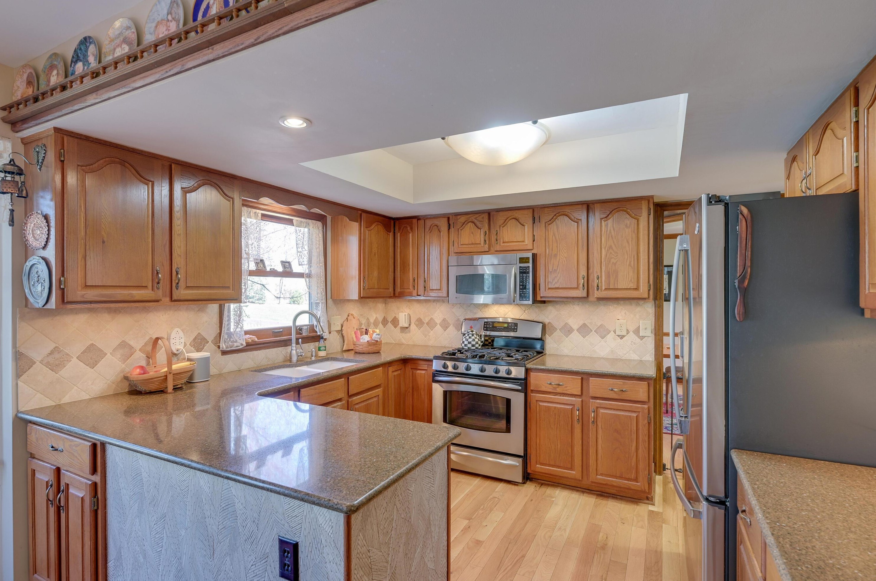6286 Deeside Dr, Dublin OH  43017-9459 exterior