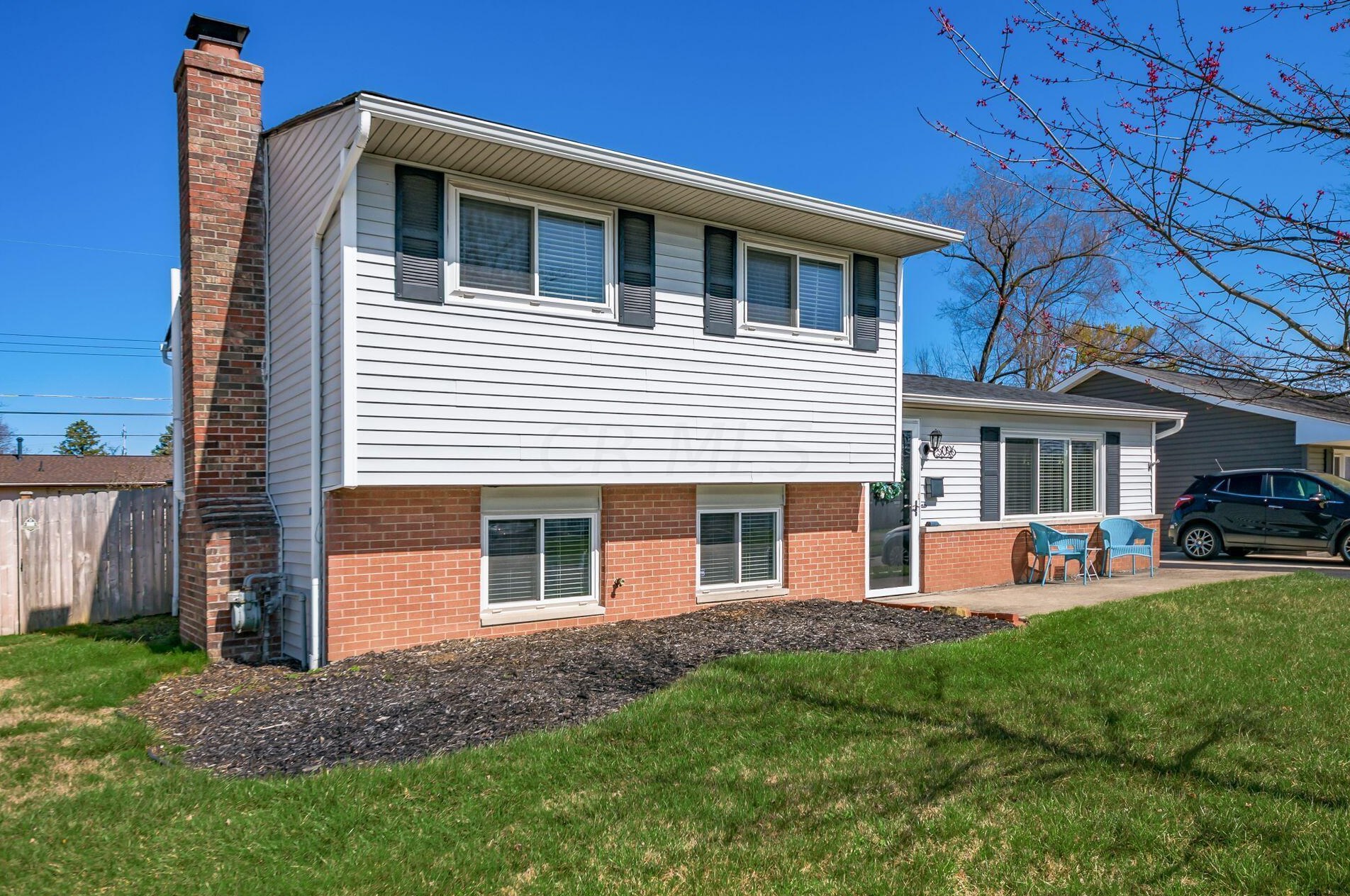 5096 Bigelow Dr, Hilliard, OH 43026-1705