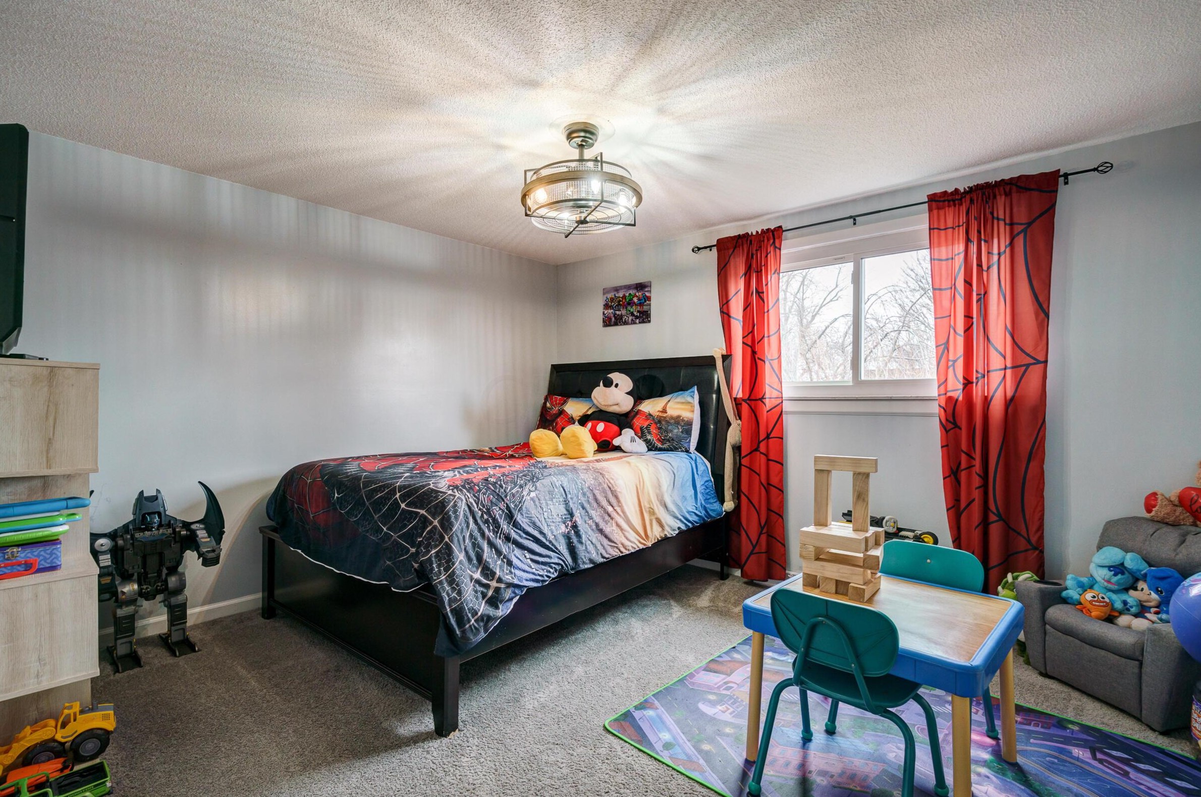 1373 Bolenhill Ave, Columbus OH  43229-1321 exterior