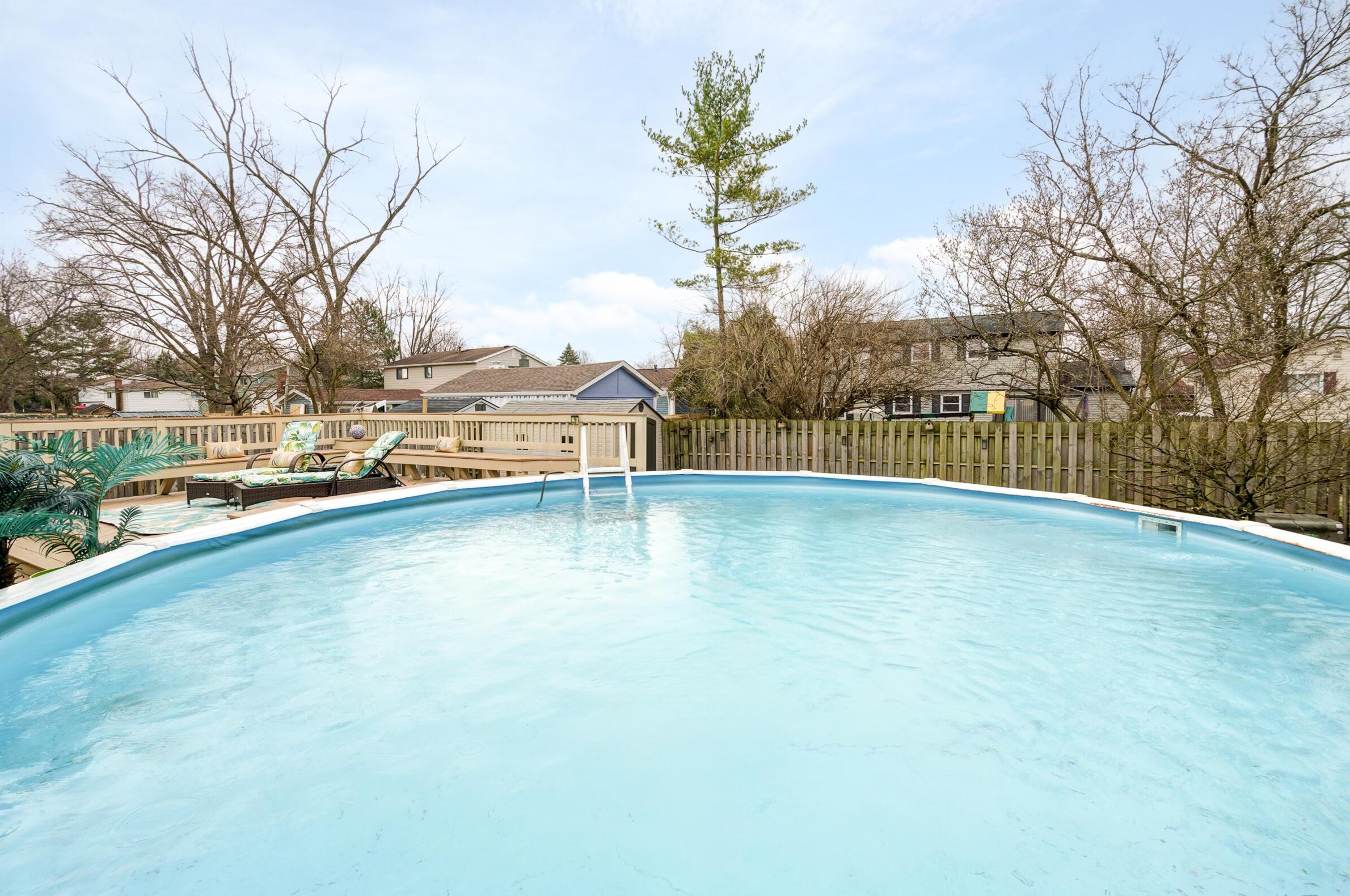 1373 Bolenhill Ave, Columbus OH  43229-1321 exterior