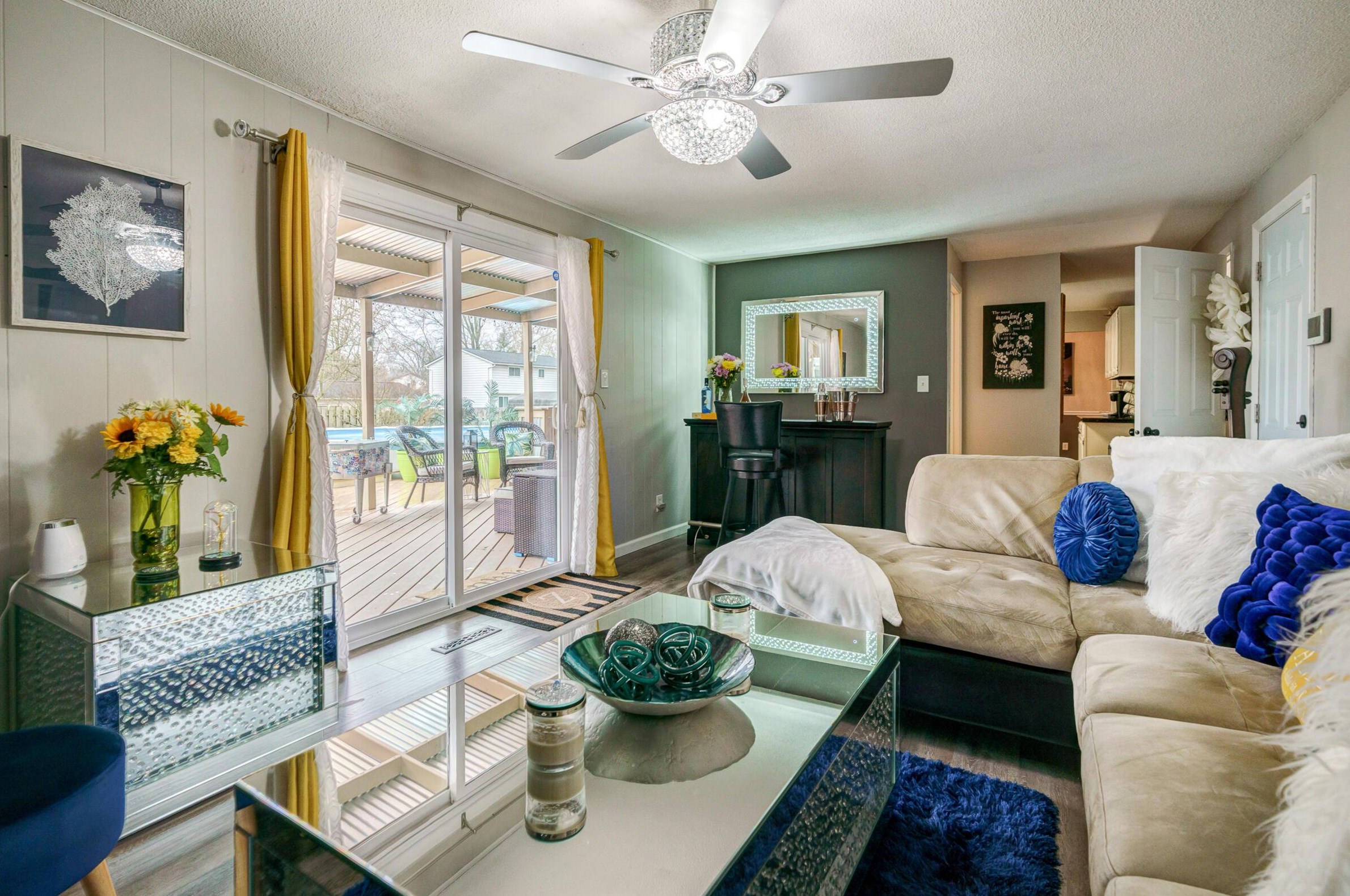 1373 Bolenhill Ave, Columbus OH  43229-1321 exterior