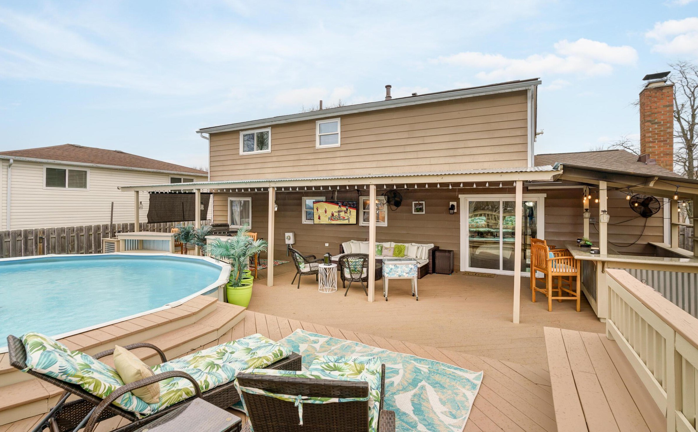 1373 Bolenhill Ave, Columbus OH  43229-1321 exterior