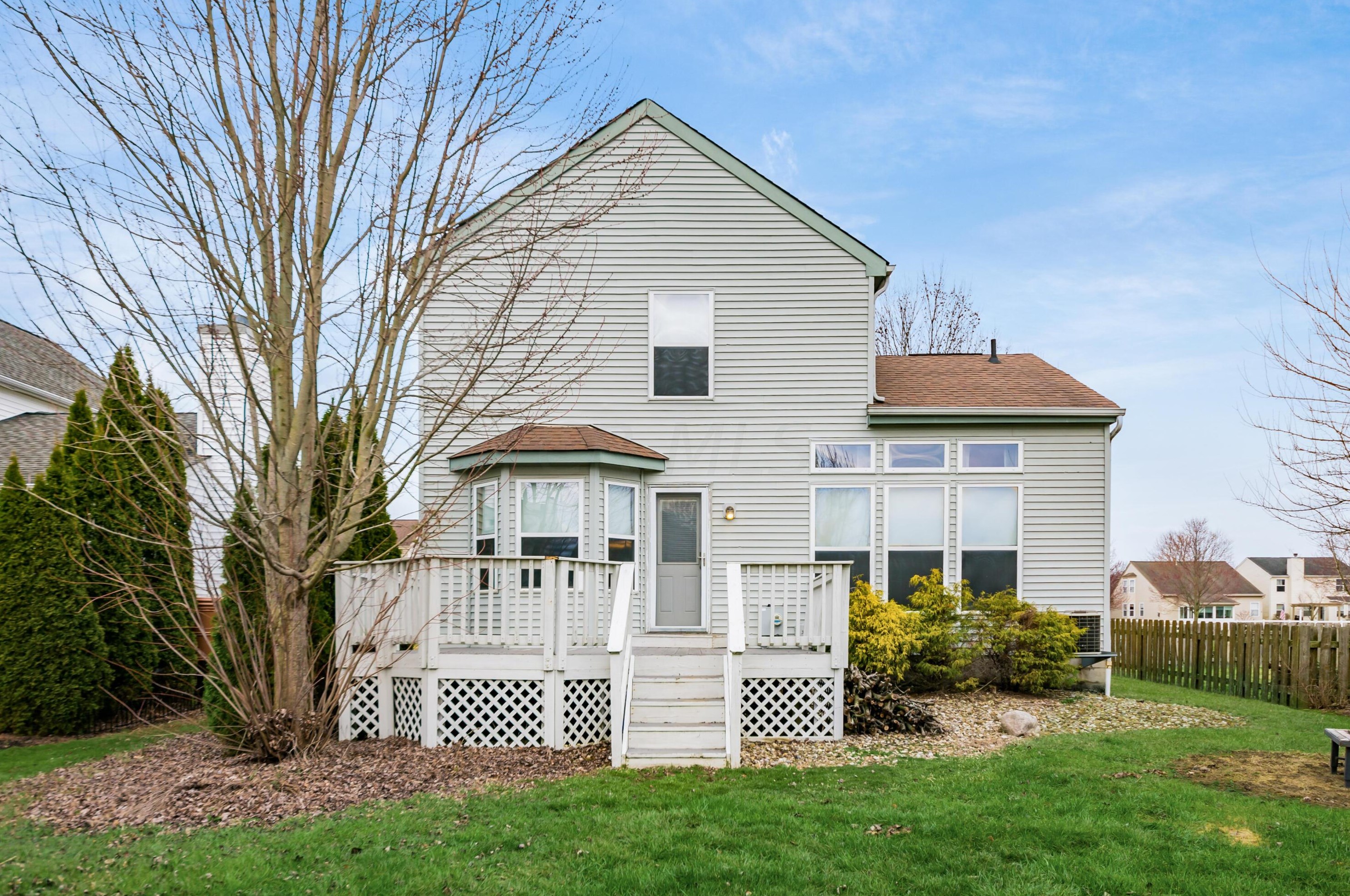 1233 Harley Run Dr, Blacklick OH  43004-9196 exterior