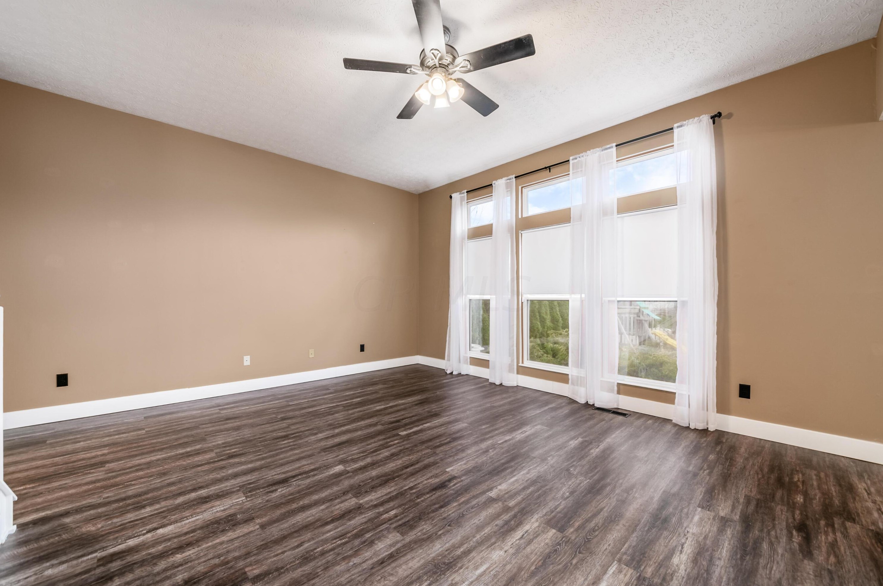 1233 Harley Run Dr, Blacklick OH  43004-9196 exterior